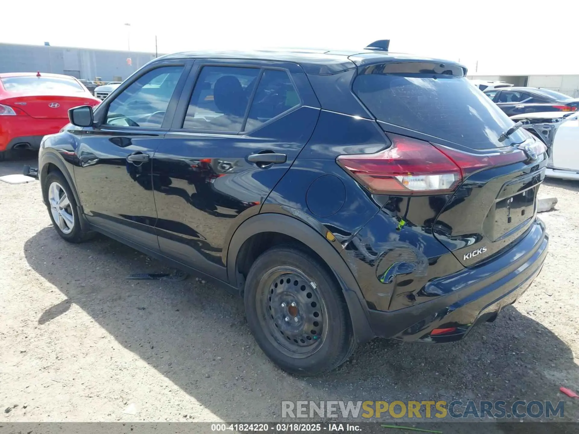 3 Photograph of a damaged car 3N1CP5BV3NL514002 NISSAN KICKS 2022