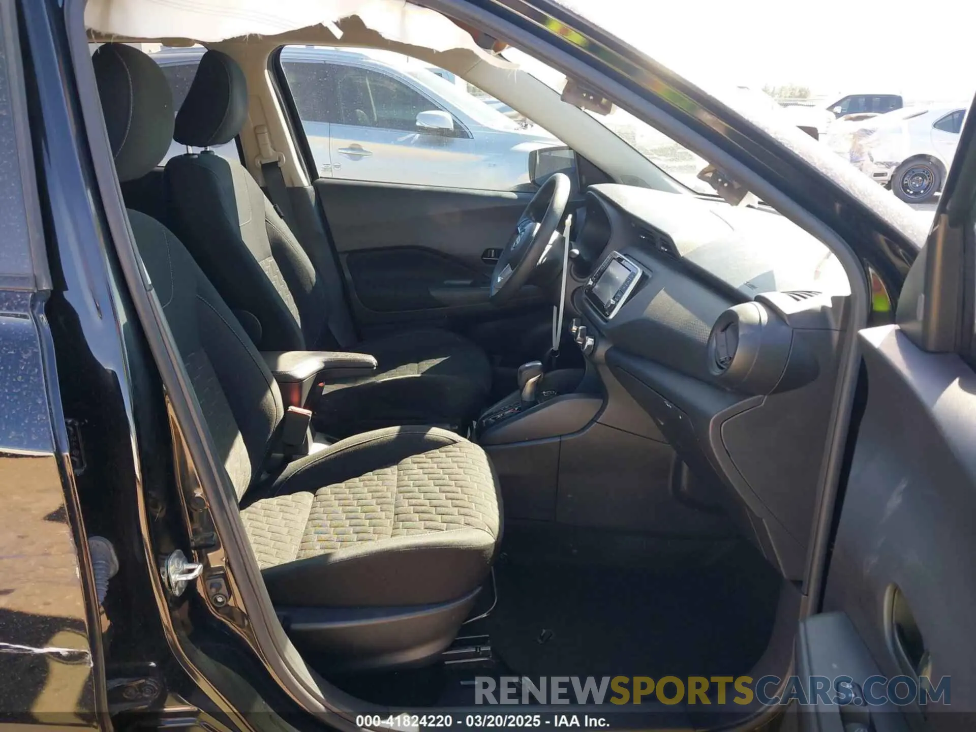 5 Photograph of a damaged car 3N1CP5BV3NL514002 NISSAN KICKS 2022