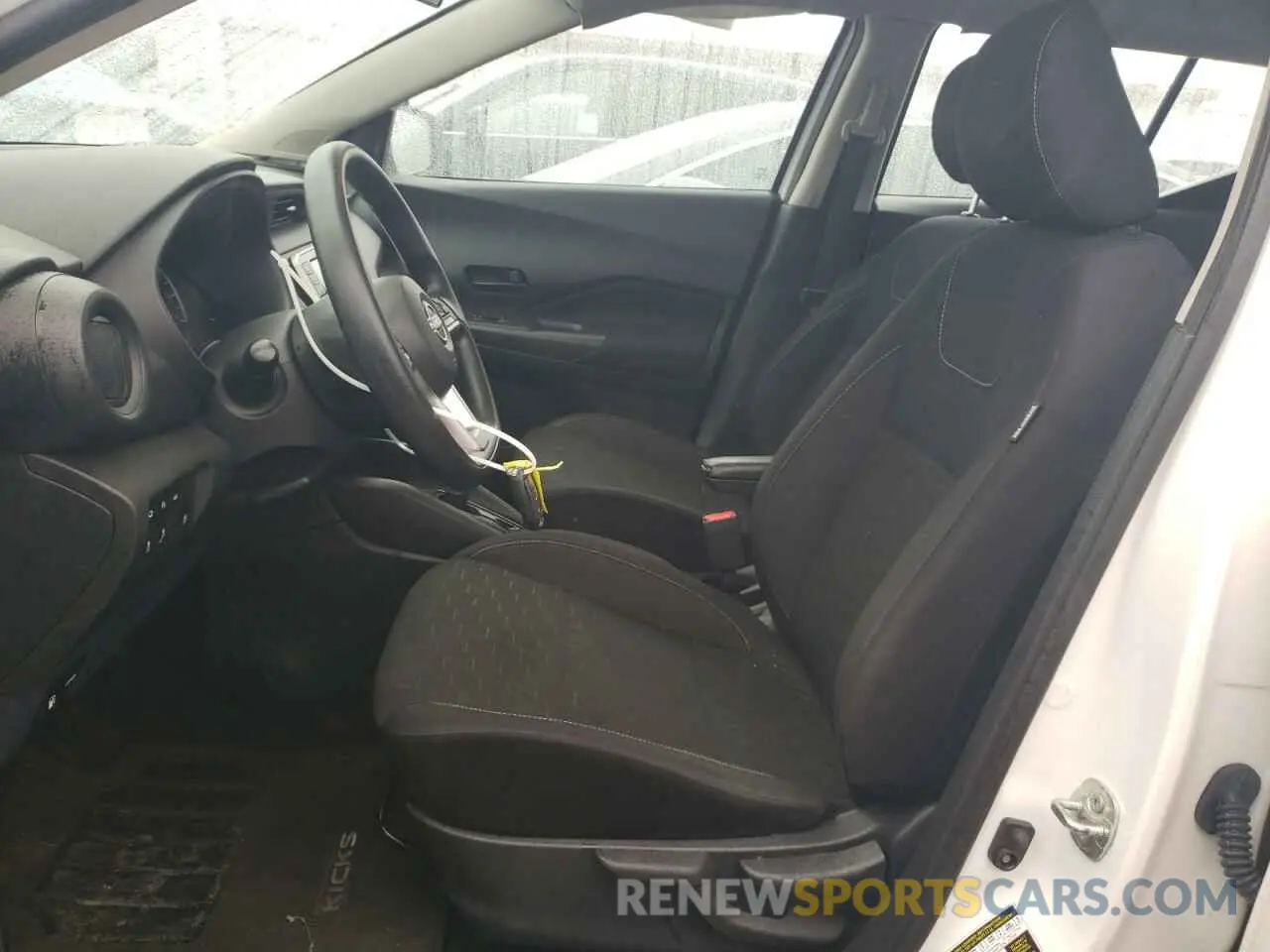 7 Photograph of a damaged car 3N1CP5BV9NL498632 NISSAN KICKS 2022