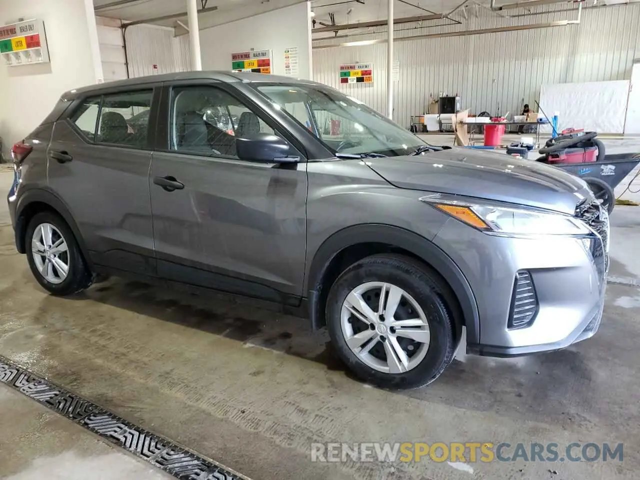 4 Photograph of a damaged car 3N1CP5BVXNL493178 NISSAN KICKS 2022