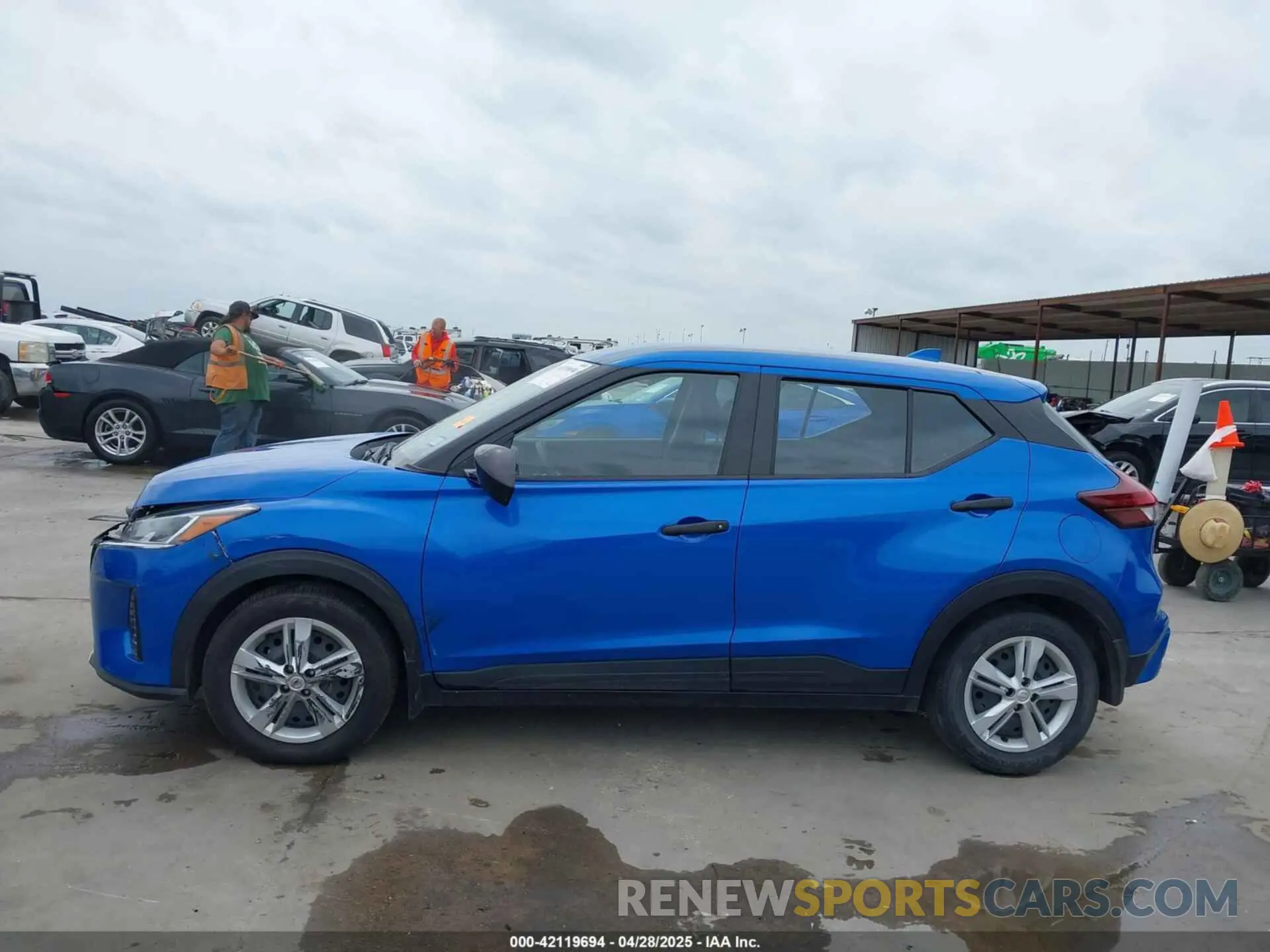 14 Photograph of a damaged car 3N1CP5BVXNL498249 NISSAN KICKS 2022