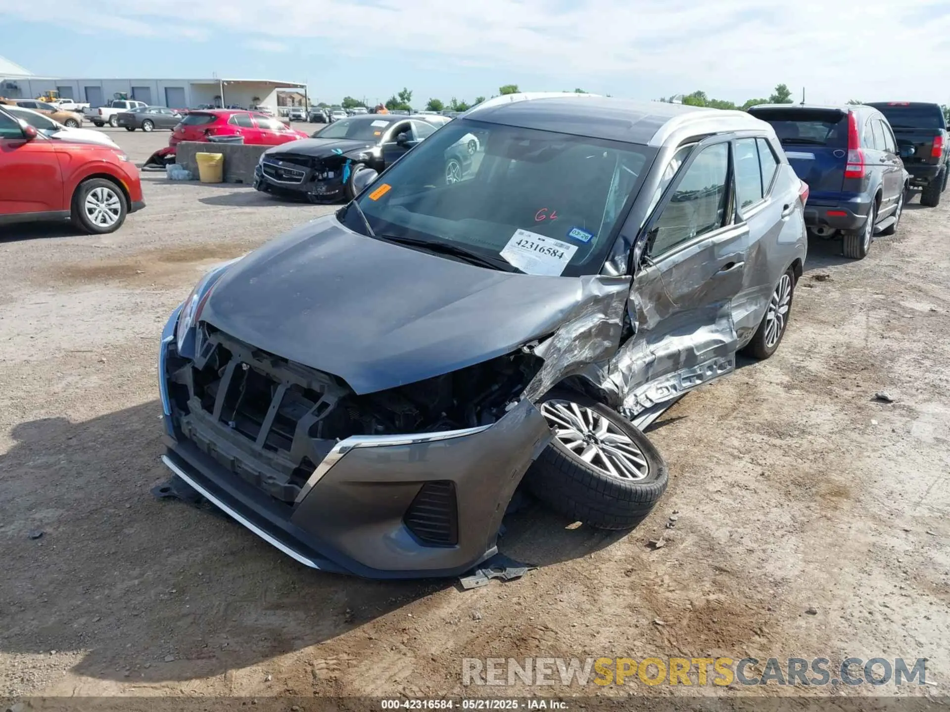 2 Photograph of a damaged car 3N1CP5CV1NL522243 NISSAN KICKS 2022