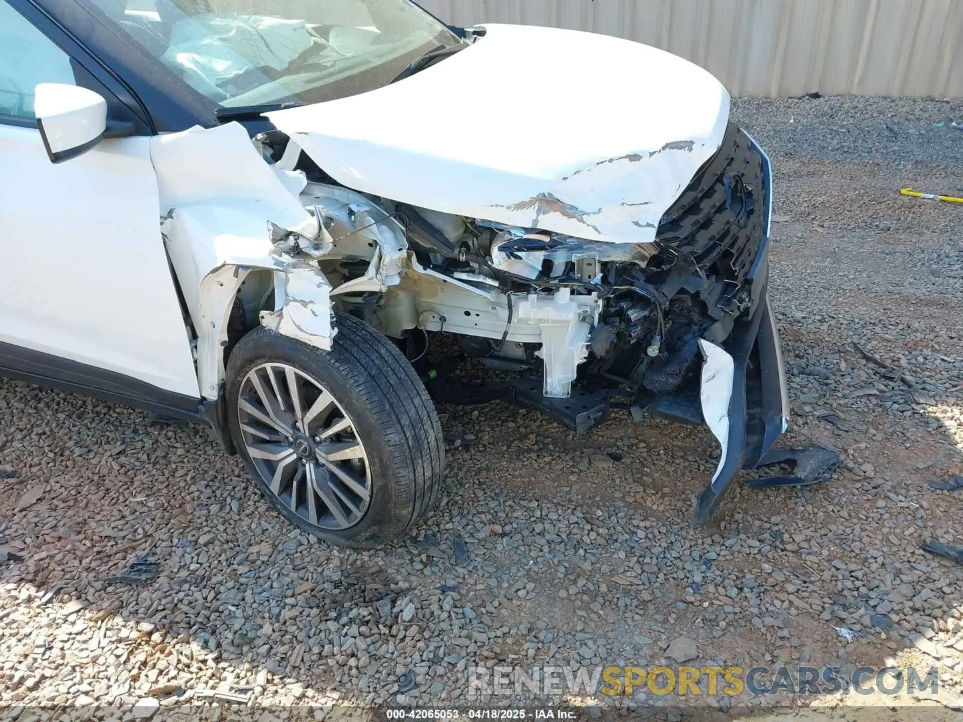 18 Photograph of a damaged car 3N1CP5CV3NL523376 NISSAN KICKS 2022