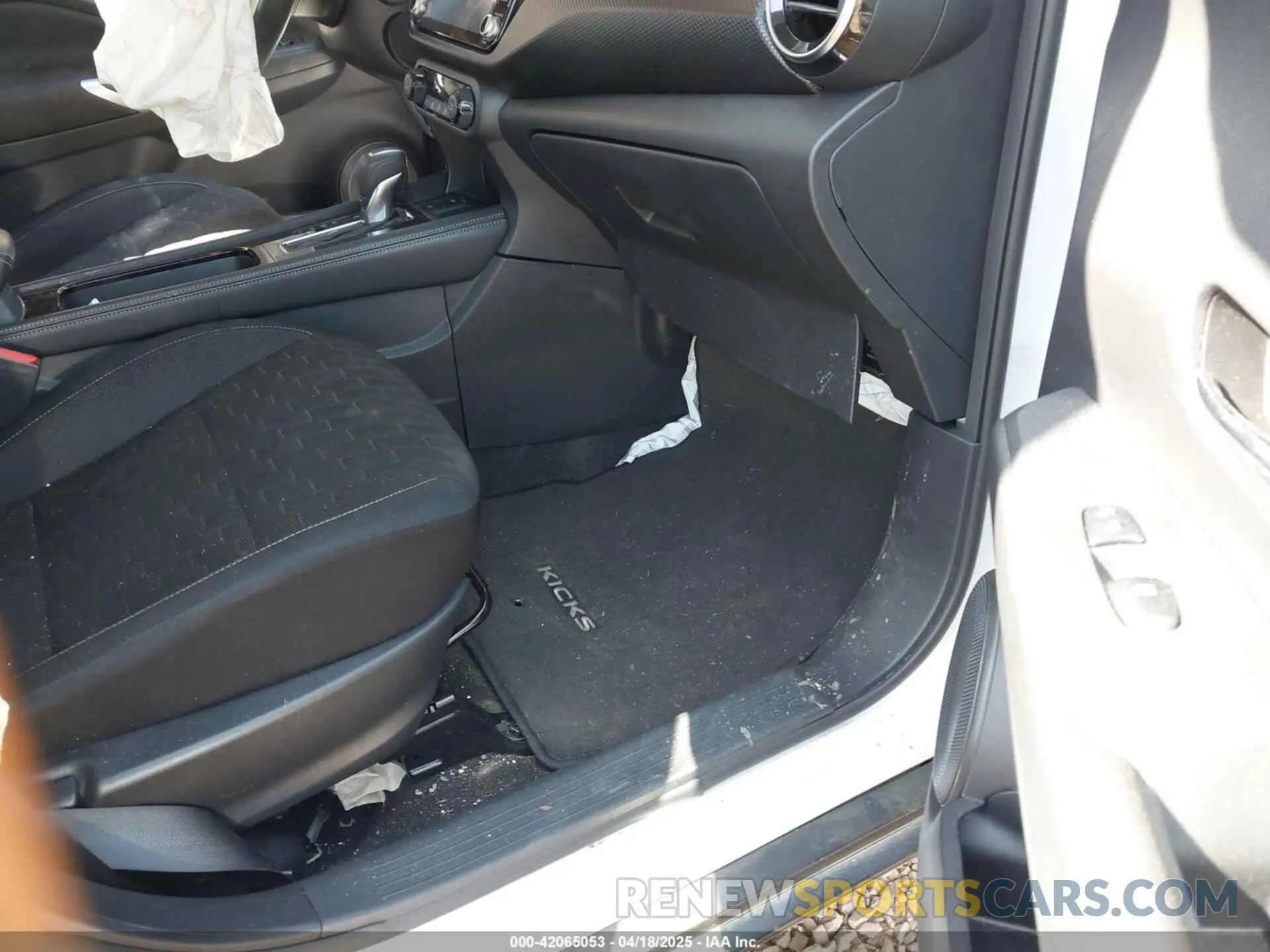 5 Photograph of a damaged car 3N1CP5CV3NL523376 NISSAN KICKS 2022