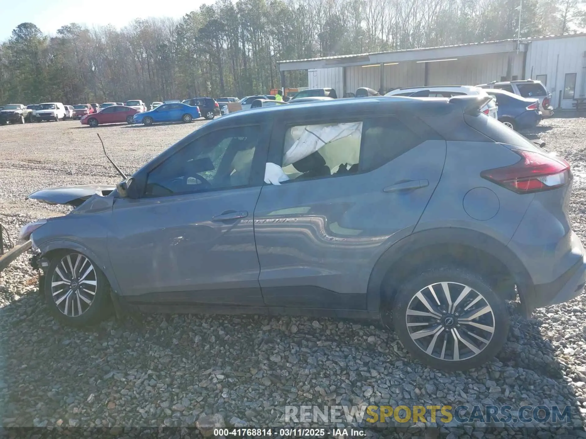 14 Photograph of a damaged car 3N1CP5CV4NL490226 NISSAN KICKS 2022