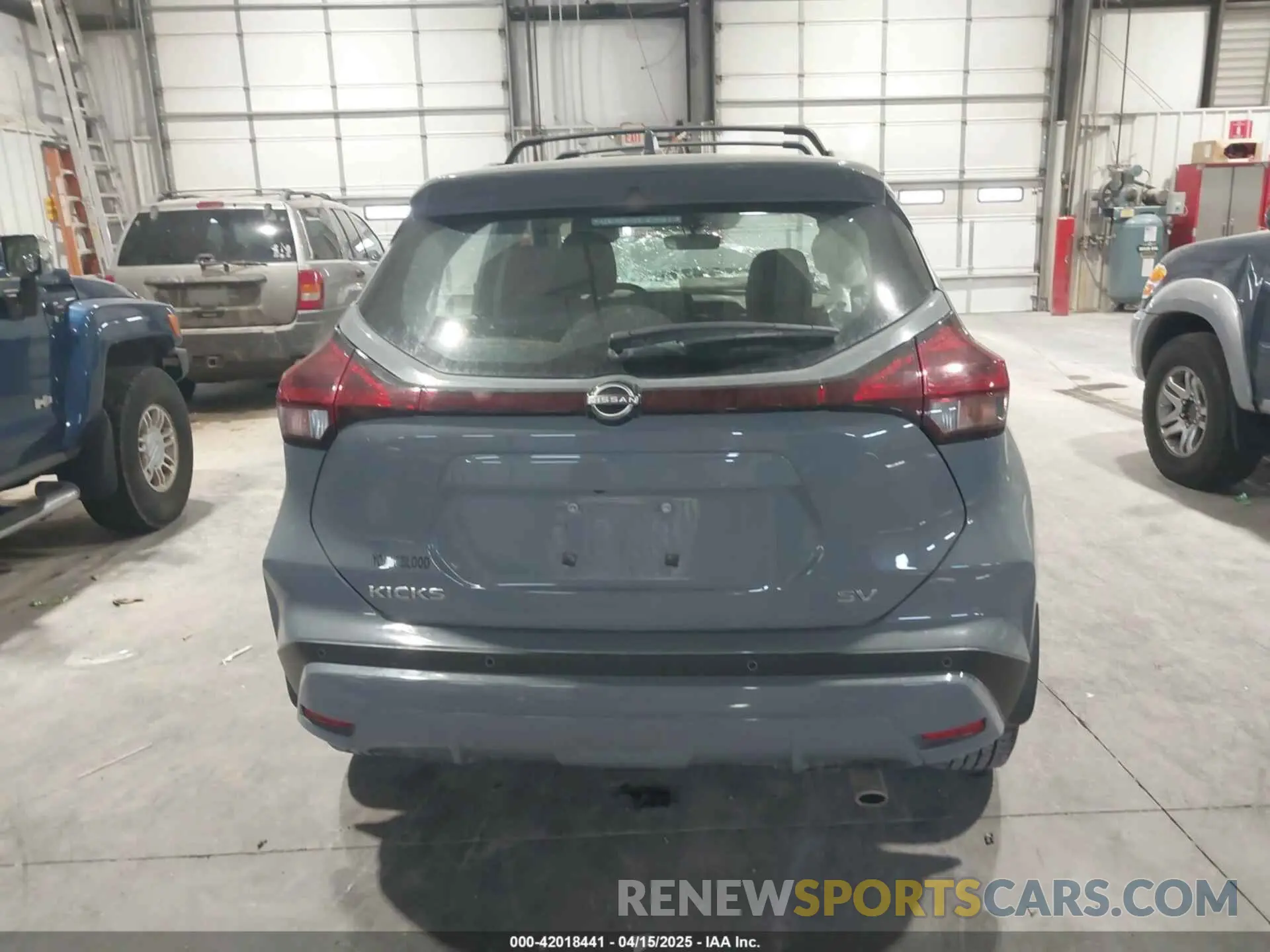 17 Фотография поврежденного автомобиля 3N1CP5CV4NL498973 NISSAN KICKS 2022