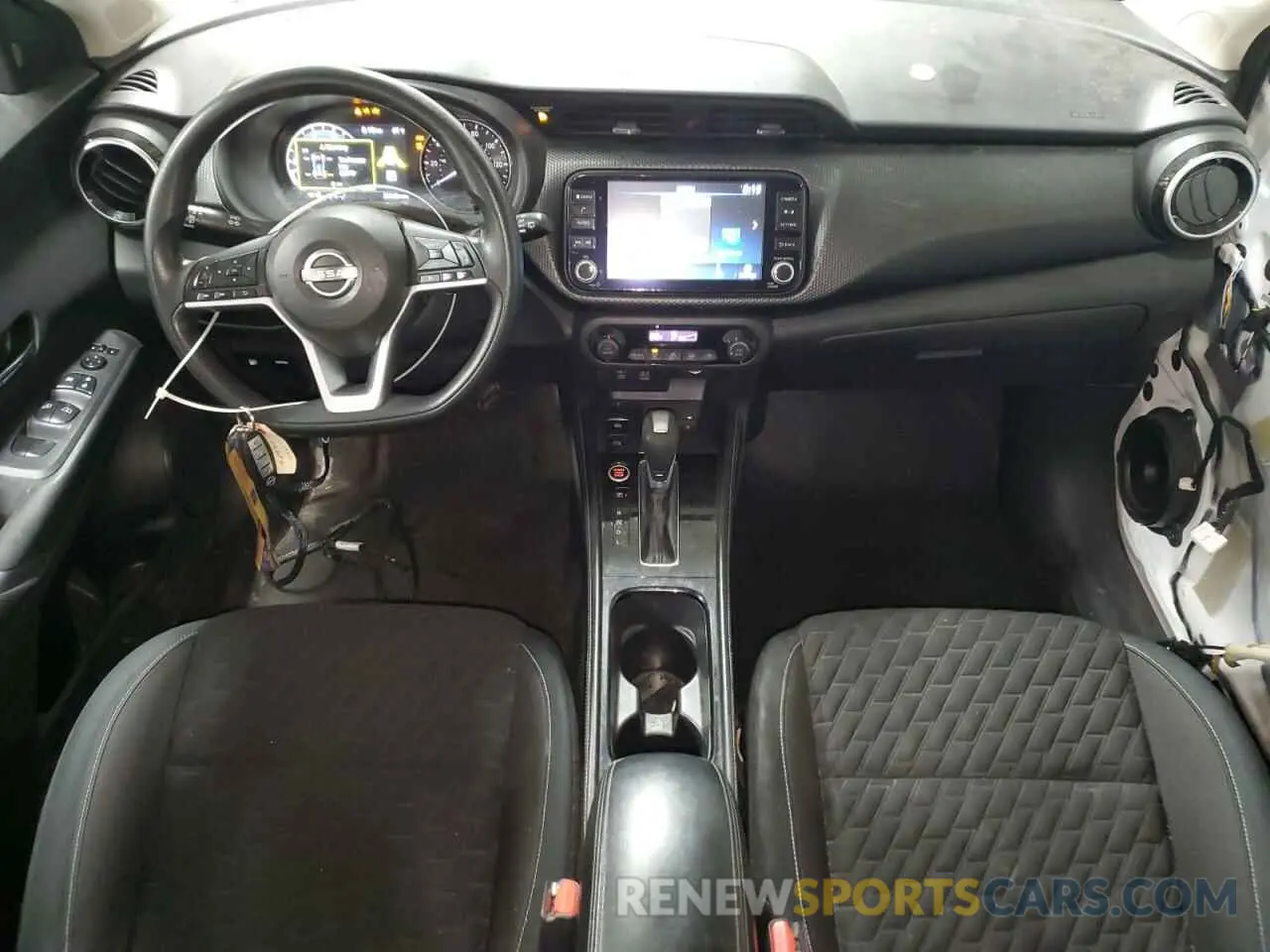 8 Photograph of a damaged car 3N1CP5CV4NL516842 NISSAN KICKS 2022