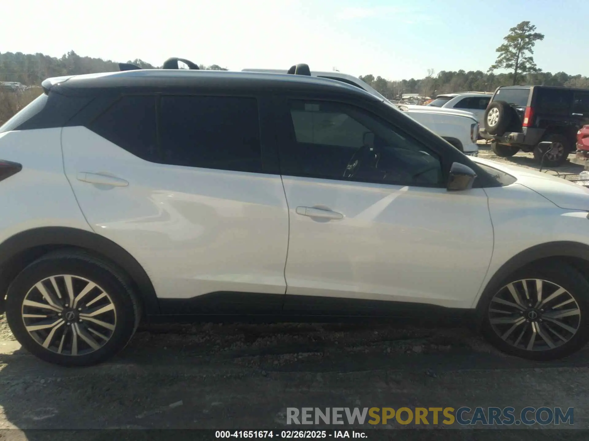 13 Фотография поврежденного автомобиля 3N1CP5CV4NL527999 NISSAN KICKS 2022