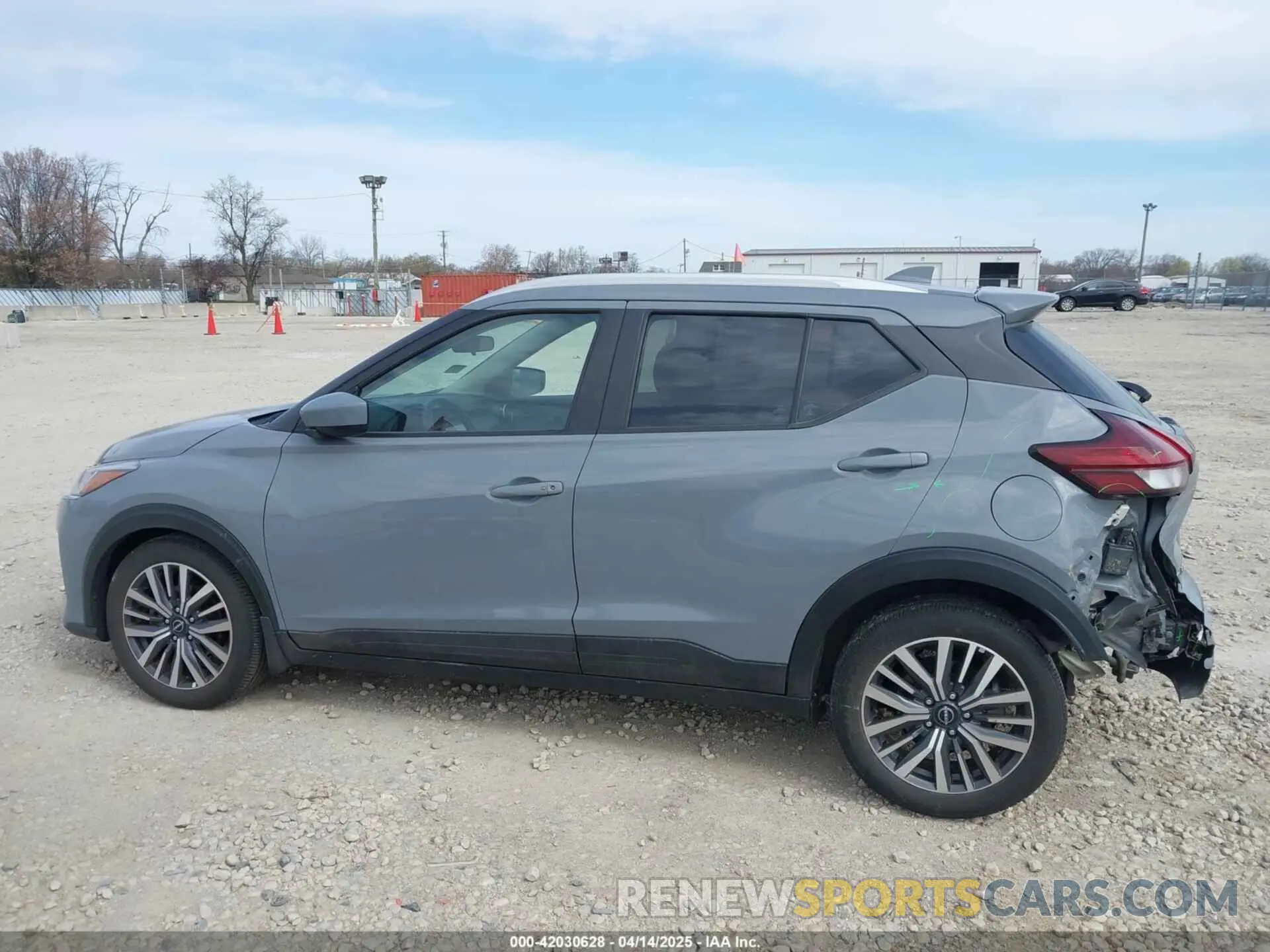 14 Photograph of a damaged car 3N1CP5CV6NL520147 NISSAN KICKS 2022