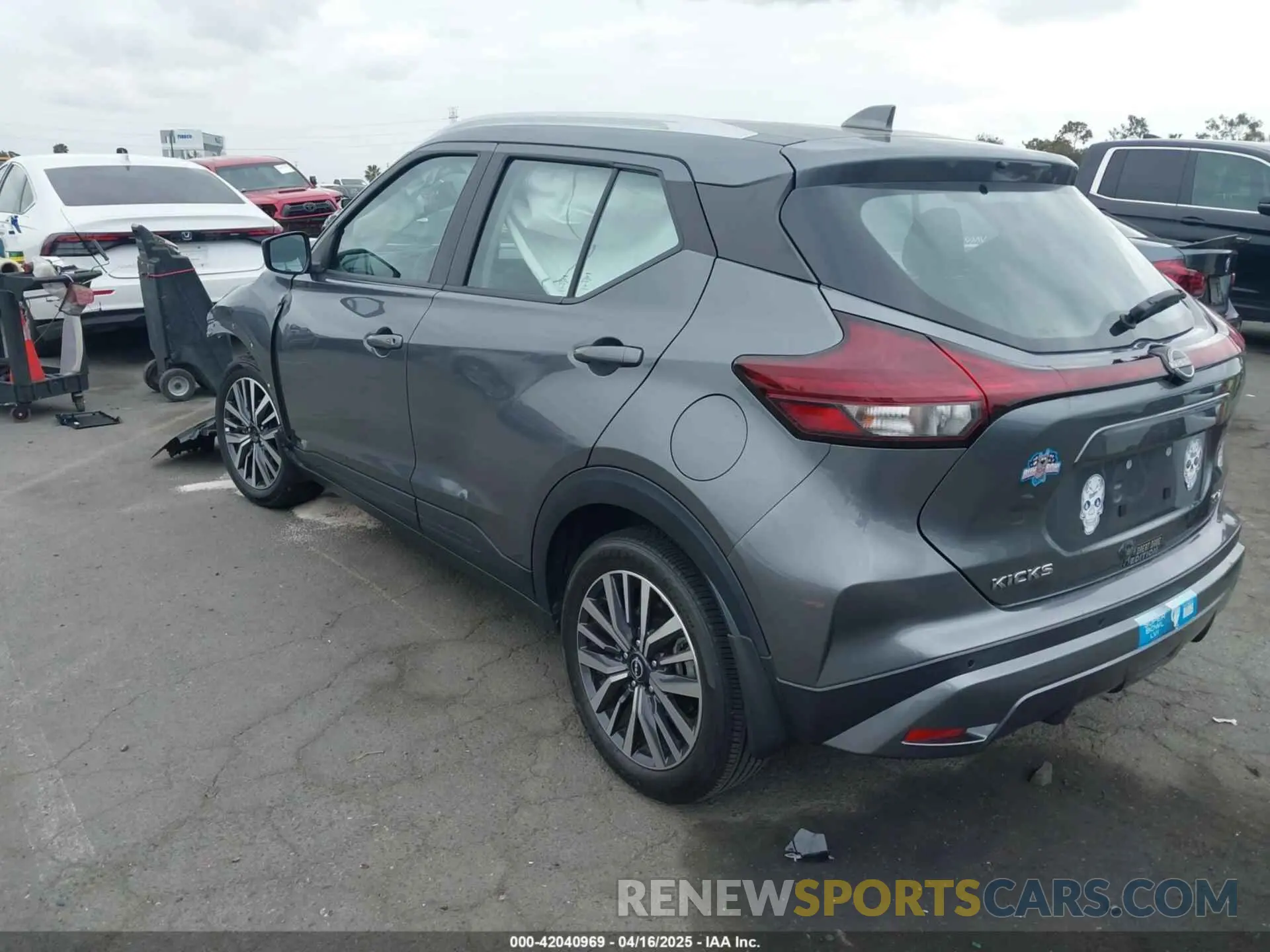 3 Фотография поврежденного автомобиля 3N1CP5CV7NL505835 NISSAN KICKS 2022