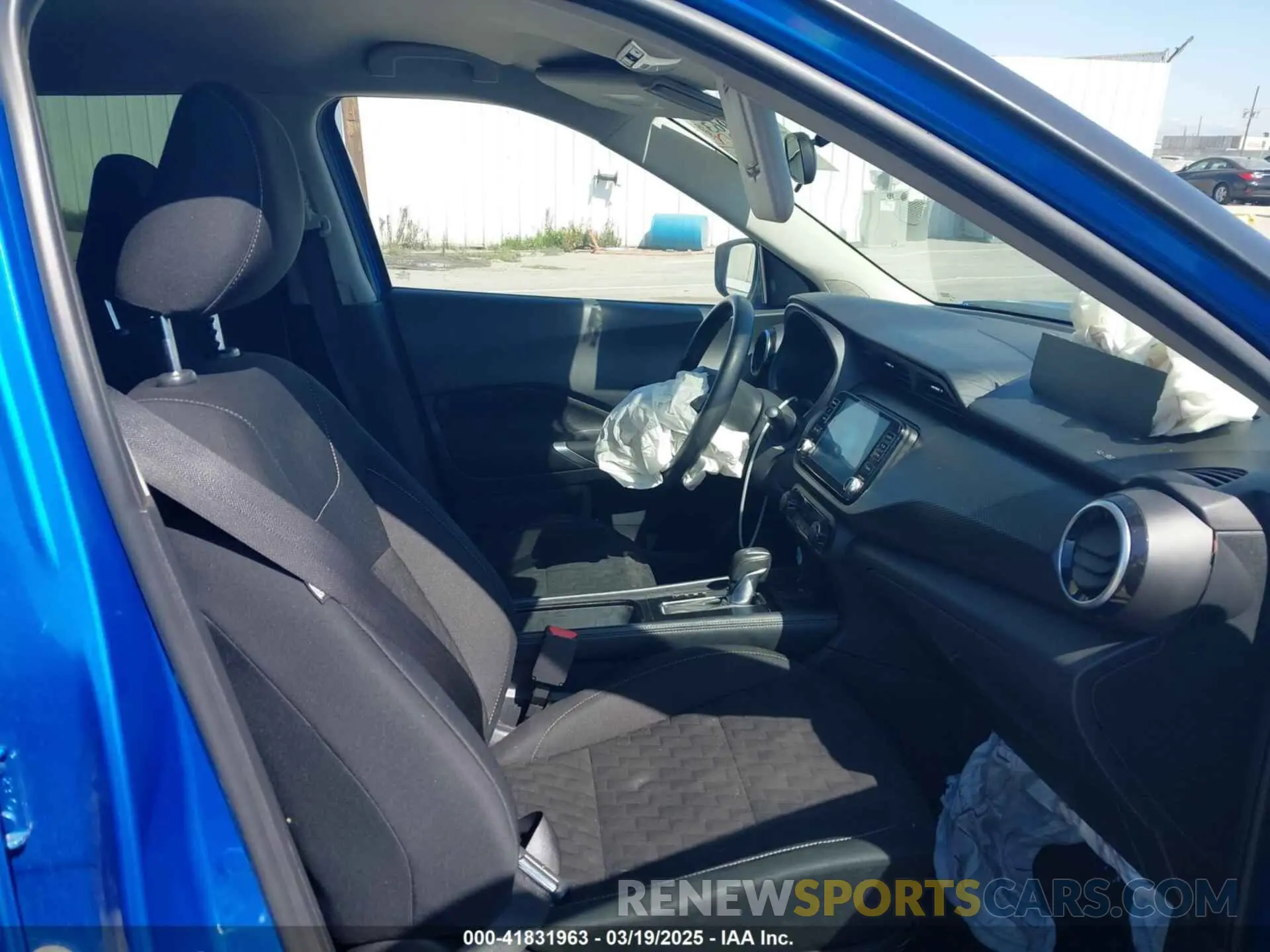 5 Photograph of a damaged car 3N1CP5CV7NL509481 NISSAN KICKS 2022