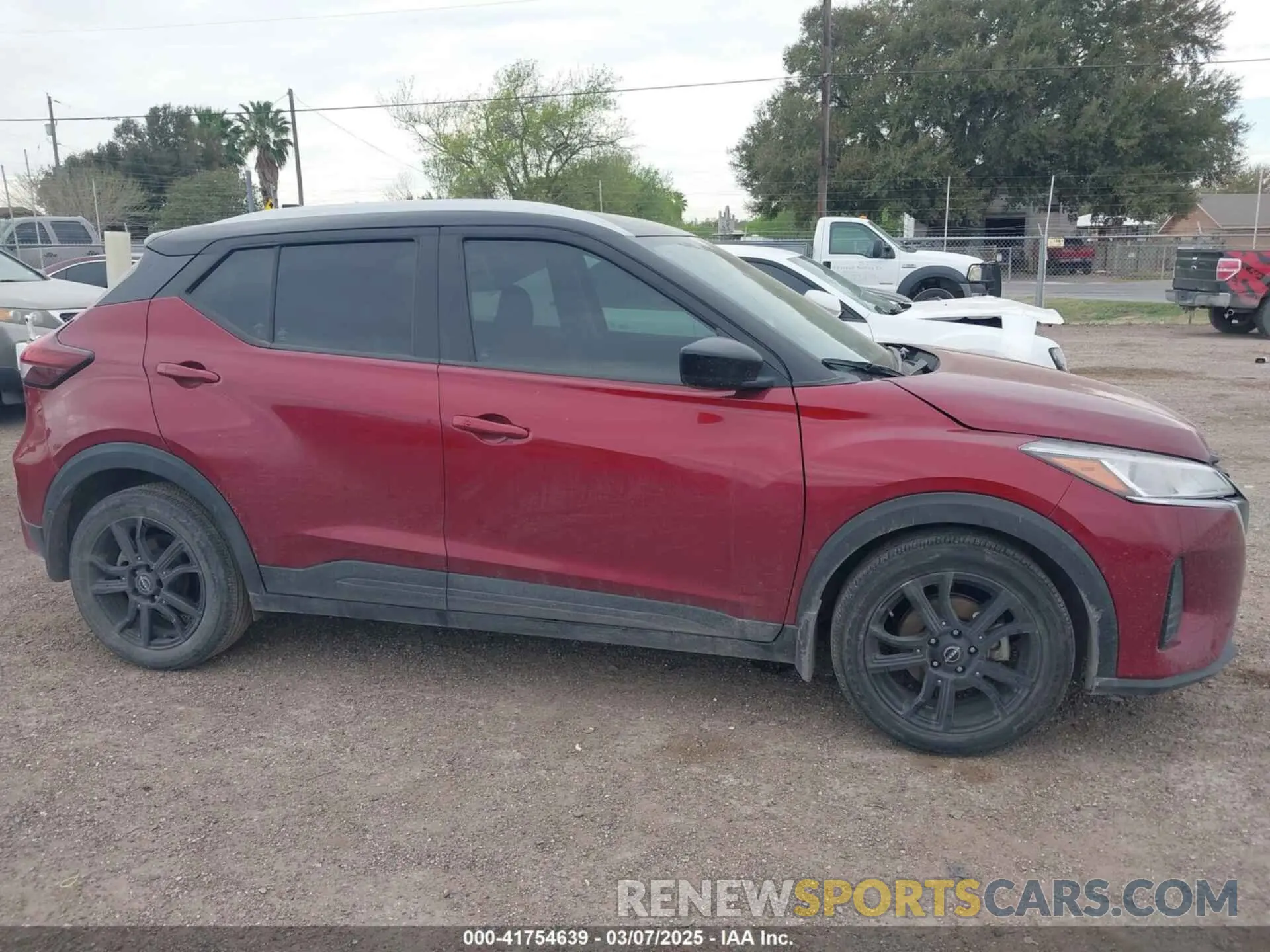 13 Фотография поврежденного автомобиля 3N1CP5CV9NL481621 NISSAN KICKS 2022