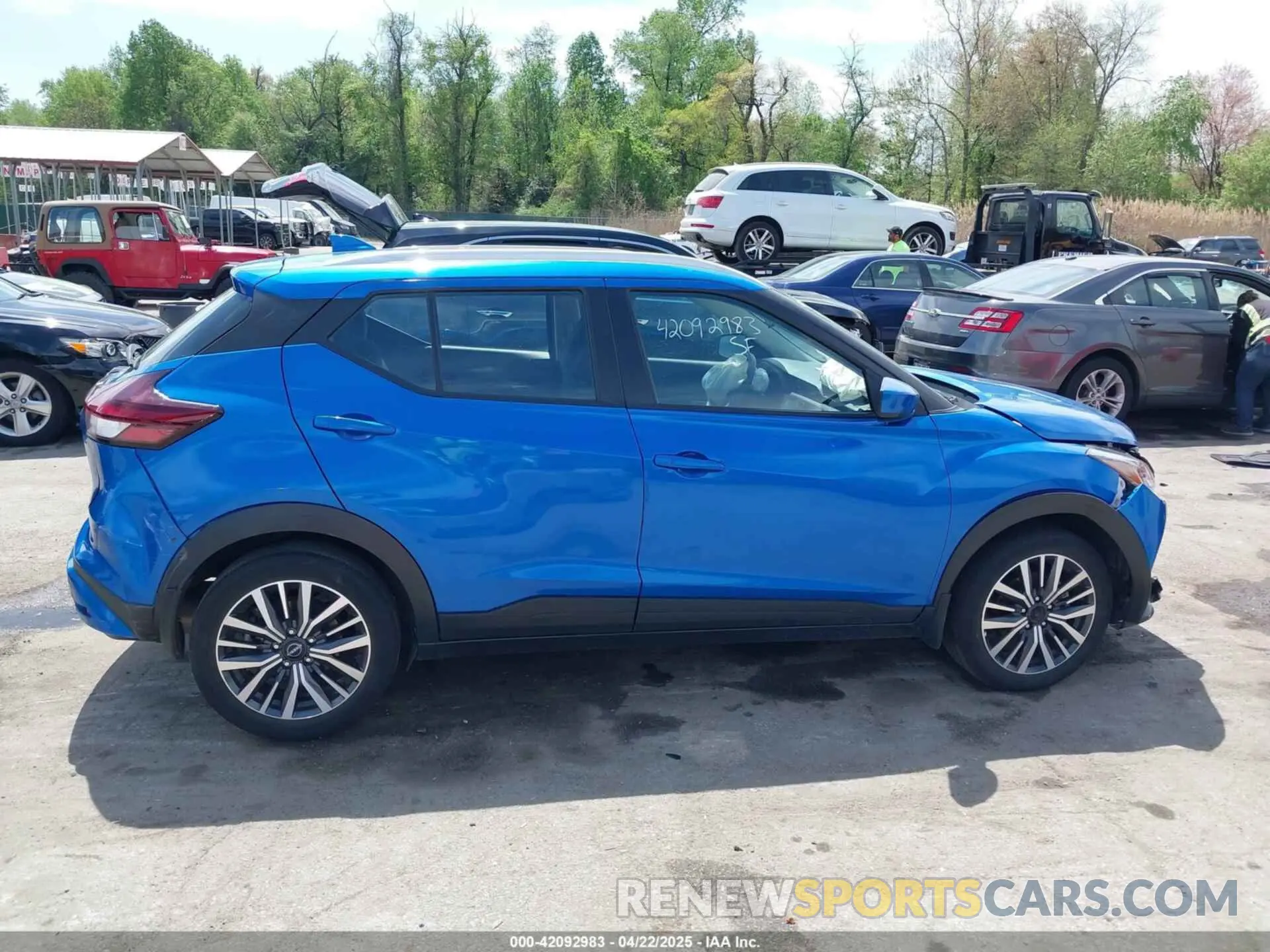 13 Photograph of a damaged car 3N1CP5CV9NL519252 NISSAN KICKS 2022