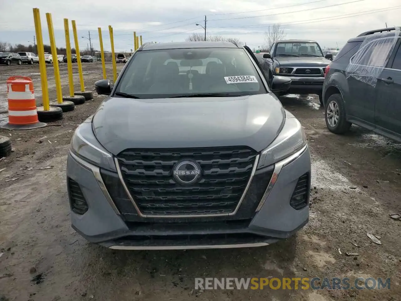 5 Photograph of a damaged car 3N1CP5DV1NL505568 NISSAN KICKS 2022