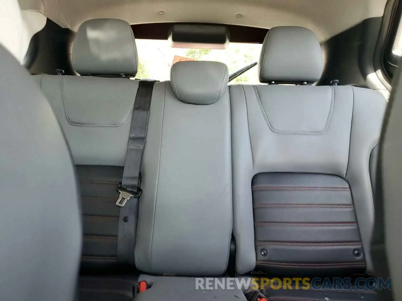 10 Photograph of a damaged car 3N1CP5DV3NL529189 NISSAN KICKS 2022