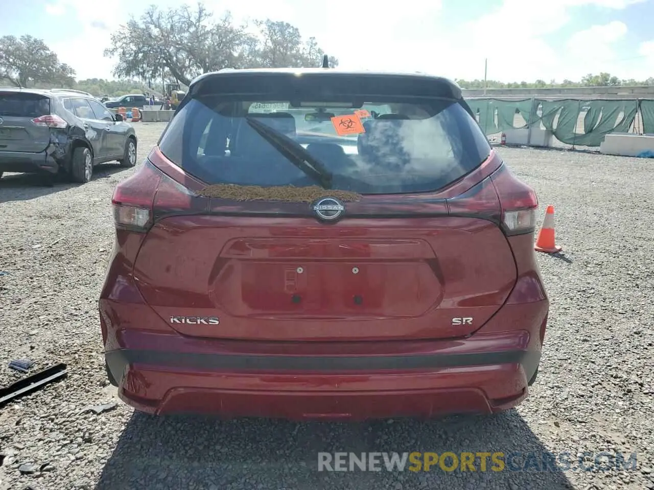 6 Photograph of a damaged car 3N1CP5DV3NL529189 NISSAN KICKS 2022