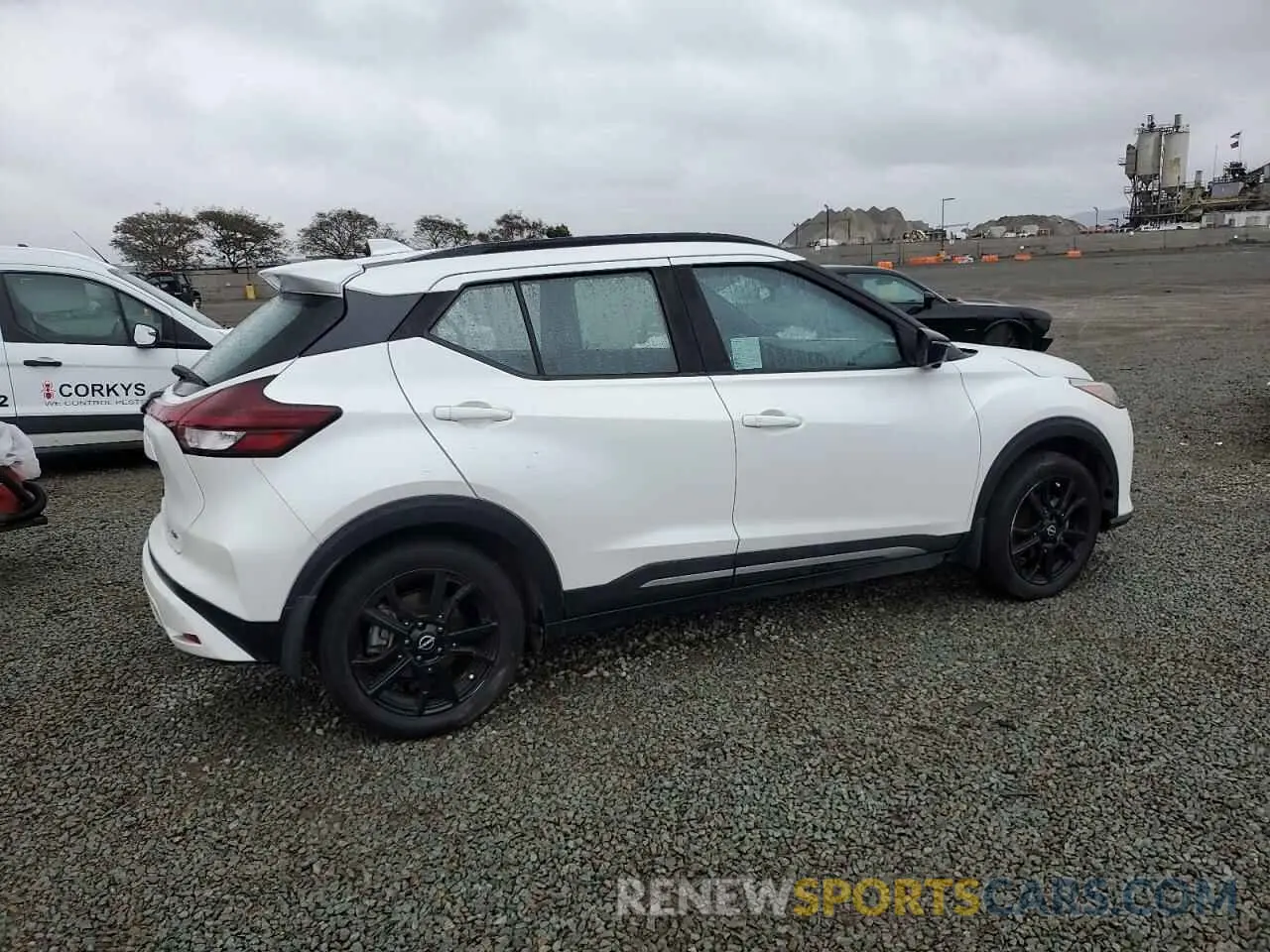 3 Photograph of a damaged car 3N1CP5DV4NL502681 NISSAN KICKS 2022