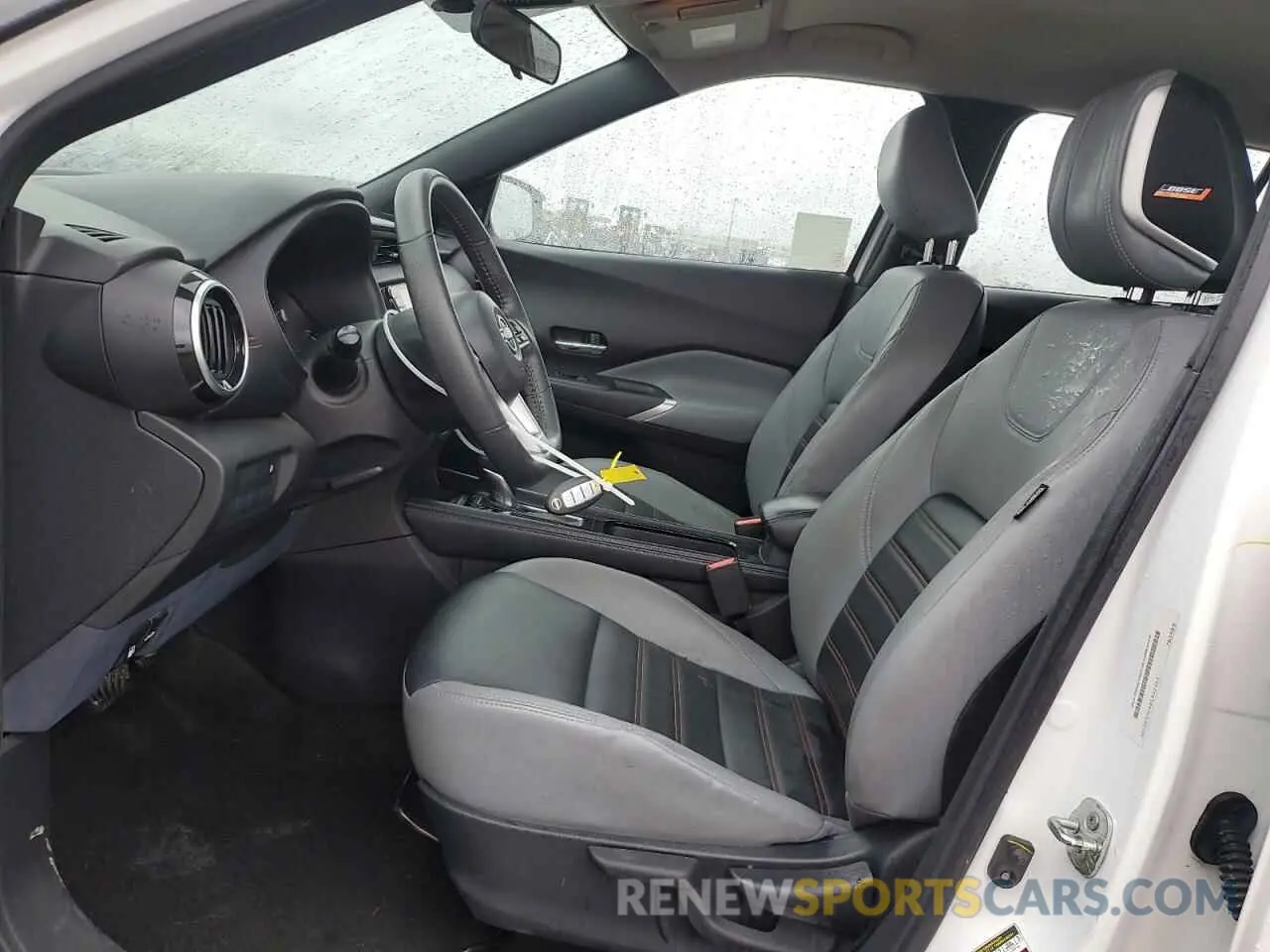 7 Photograph of a damaged car 3N1CP5DV4NL502681 NISSAN KICKS 2022