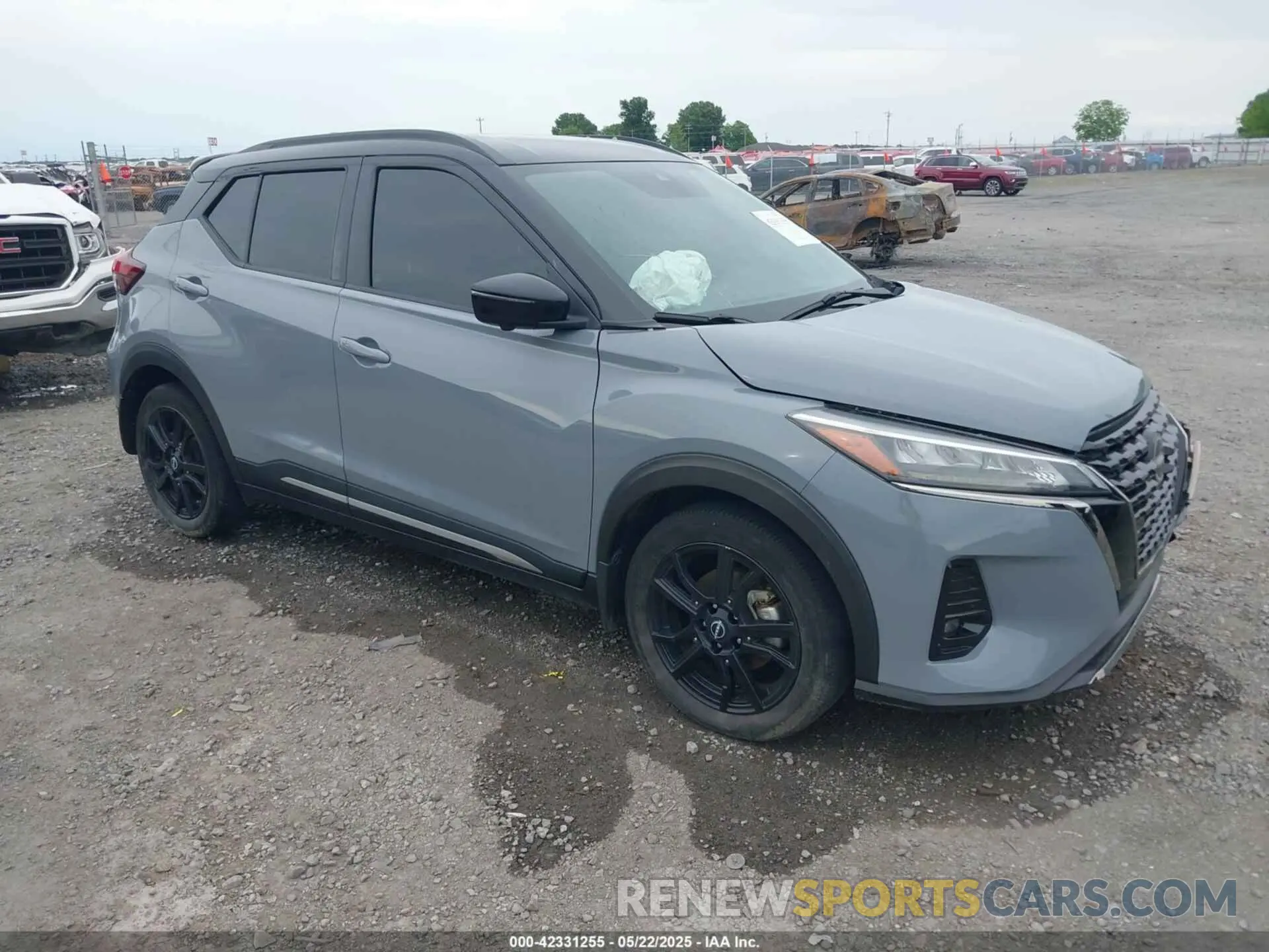 1 Photograph of a damaged car 3N1CP5DV5NL493750 NISSAN KICKS 2022