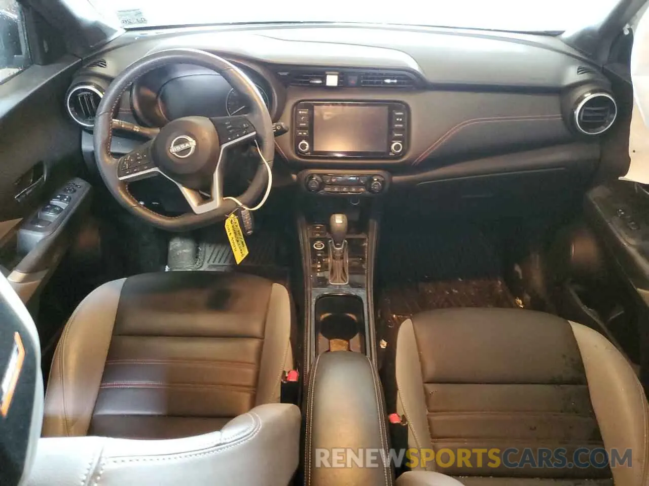 8 Photograph of a damaged car 3N1CP5DV5NL494171 NISSAN KICKS 2022