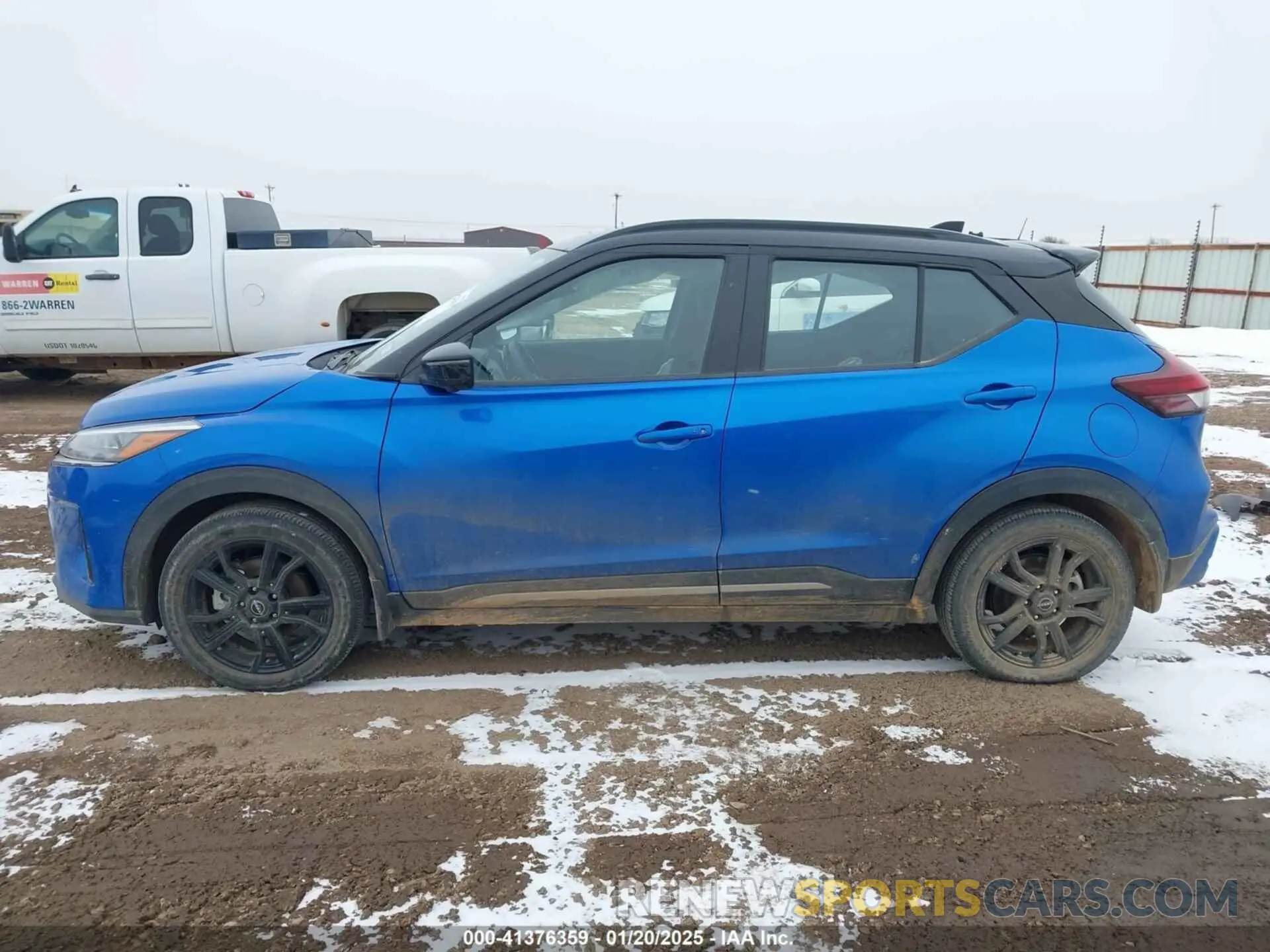 14 Photograph of a damaged car 3N1CP5DV8NL482046 NISSAN KICKS 2022