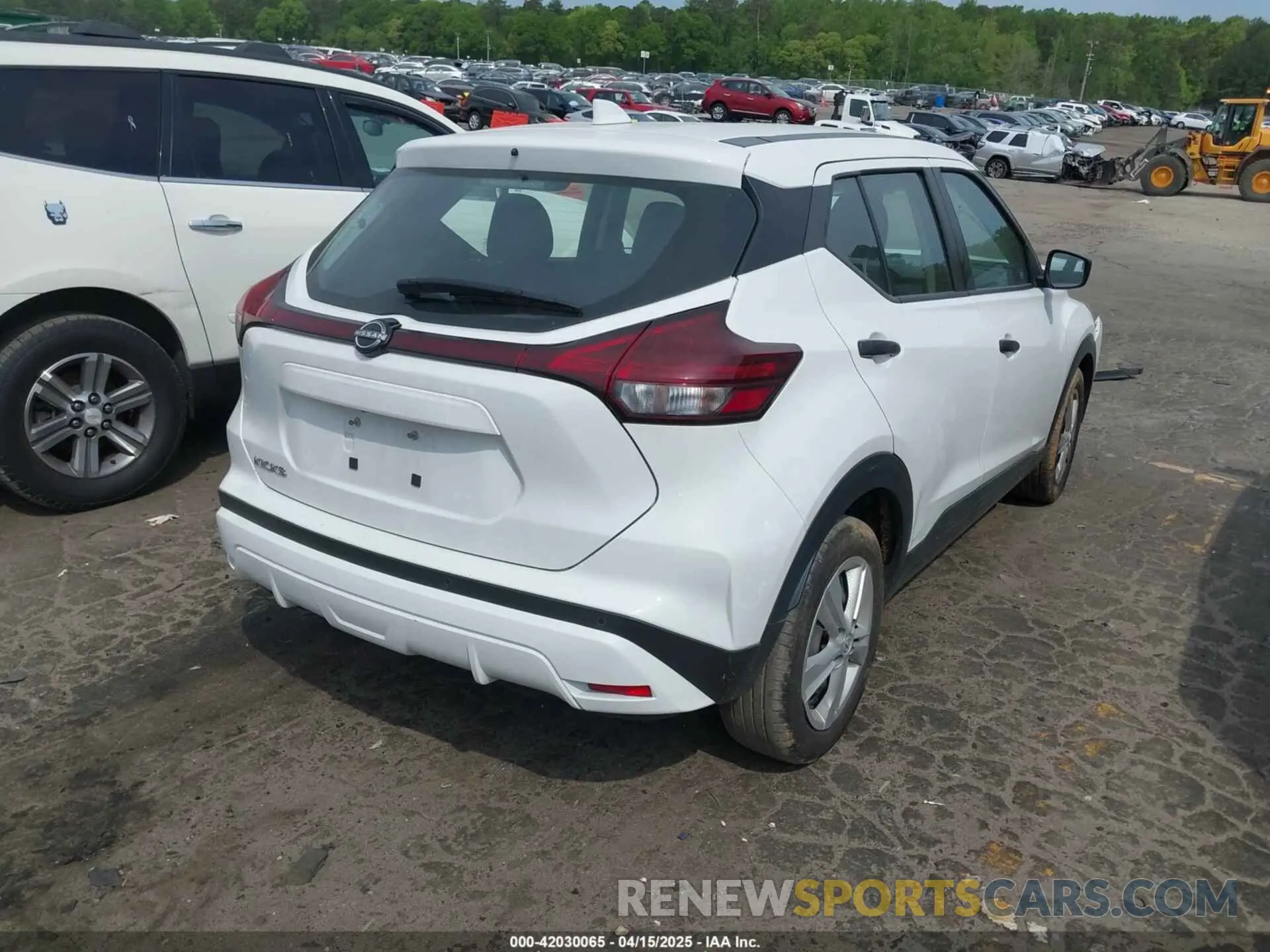4 Photograph of a damaged car 3N1CP5BV3PL494286 NISSAN KICKS 2023