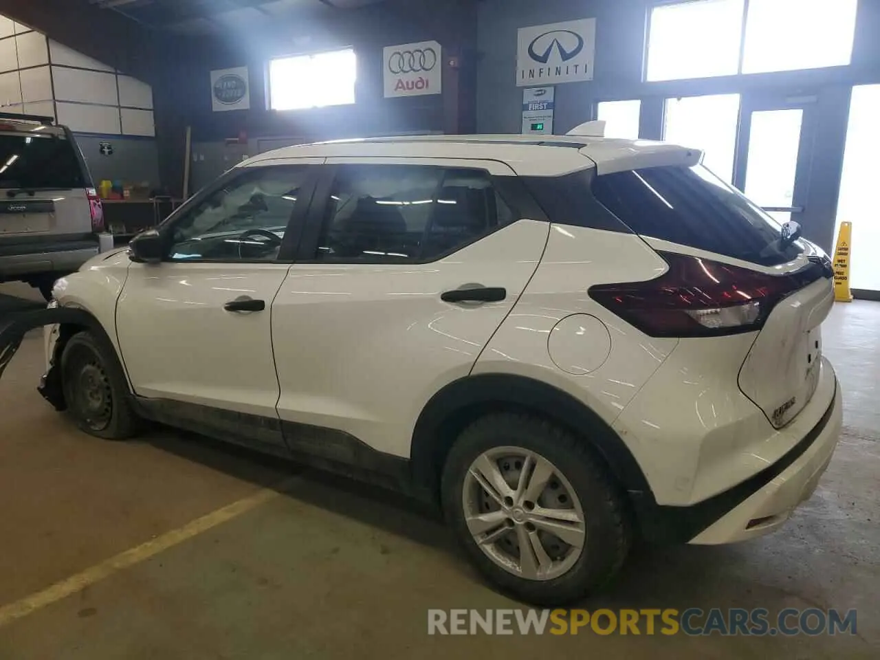 2 Фотография поврежденного автомобиля 3N1CP5BV3PL559301 NISSAN KICKS 2023