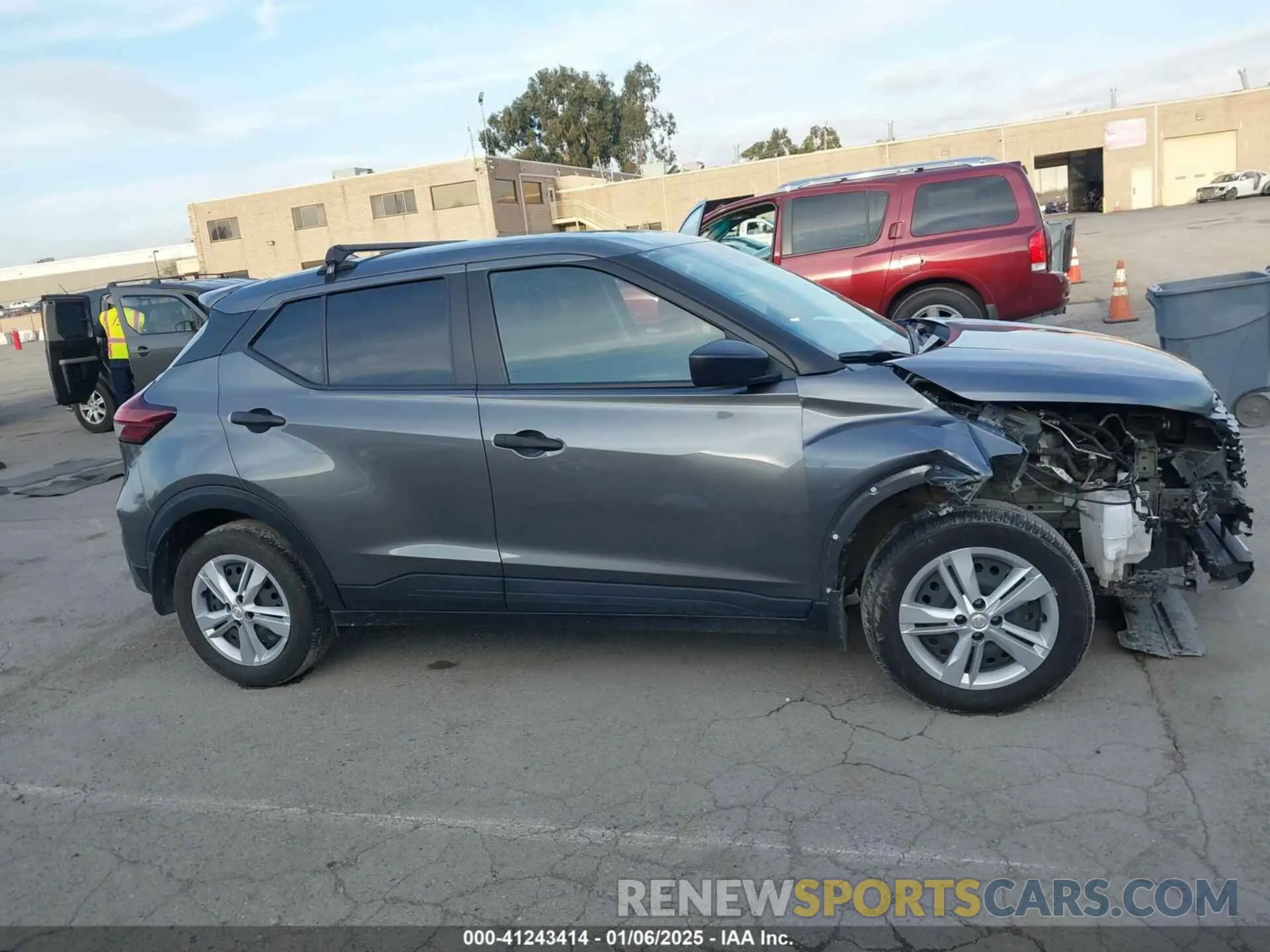 13 Фотография поврежденного автомобиля 3N1CP5BV4PL469266 NISSAN KICKS 2023