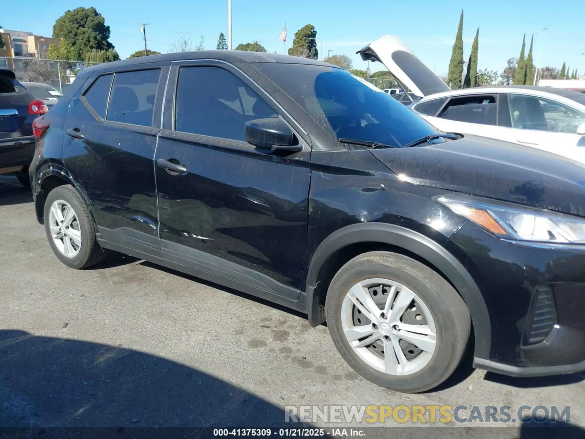 17 Фотография поврежденного автомобиля 3N1CP5BV5PL536098 NISSAN KICKS 2023