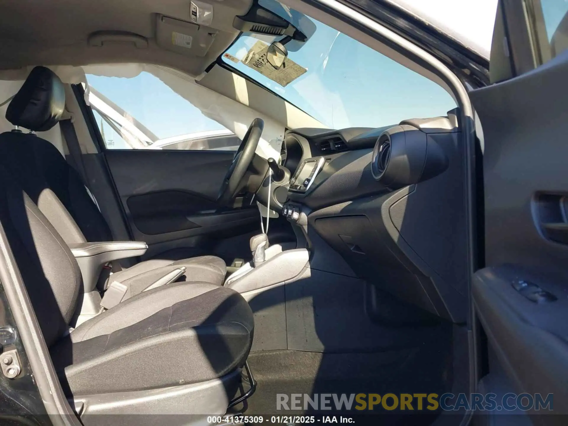 5 Фотография поврежденного автомобиля 3N1CP5BV5PL536098 NISSAN KICKS 2023