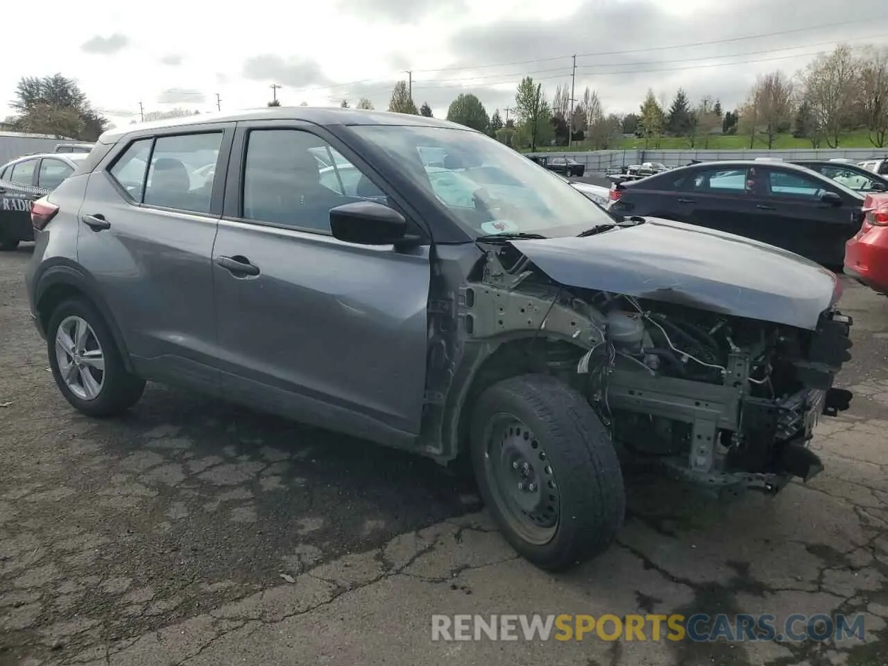 4 Photograph of a damaged car 3N1CP5BV6PL534747 NISSAN KICKS 2023