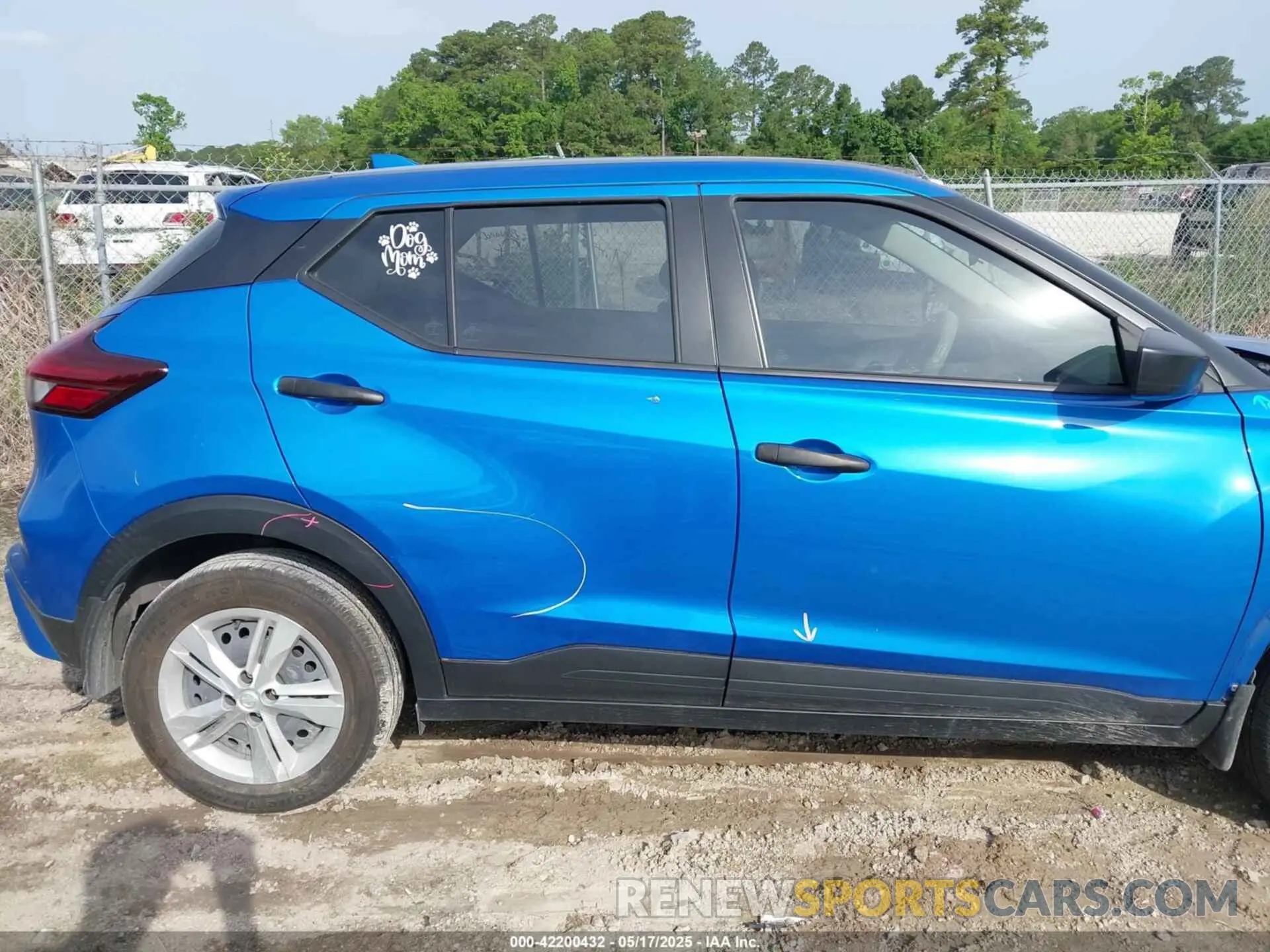 13 Photograph of a damaged car 3N1CP5BV6PL549619 NISSAN KICKS 2023