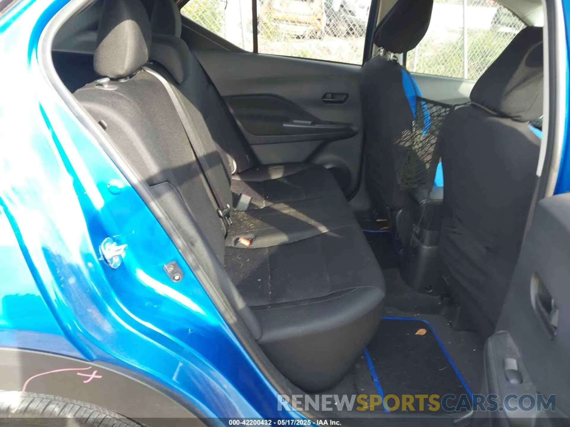 8 Photograph of a damaged car 3N1CP5BV6PL549619 NISSAN KICKS 2023