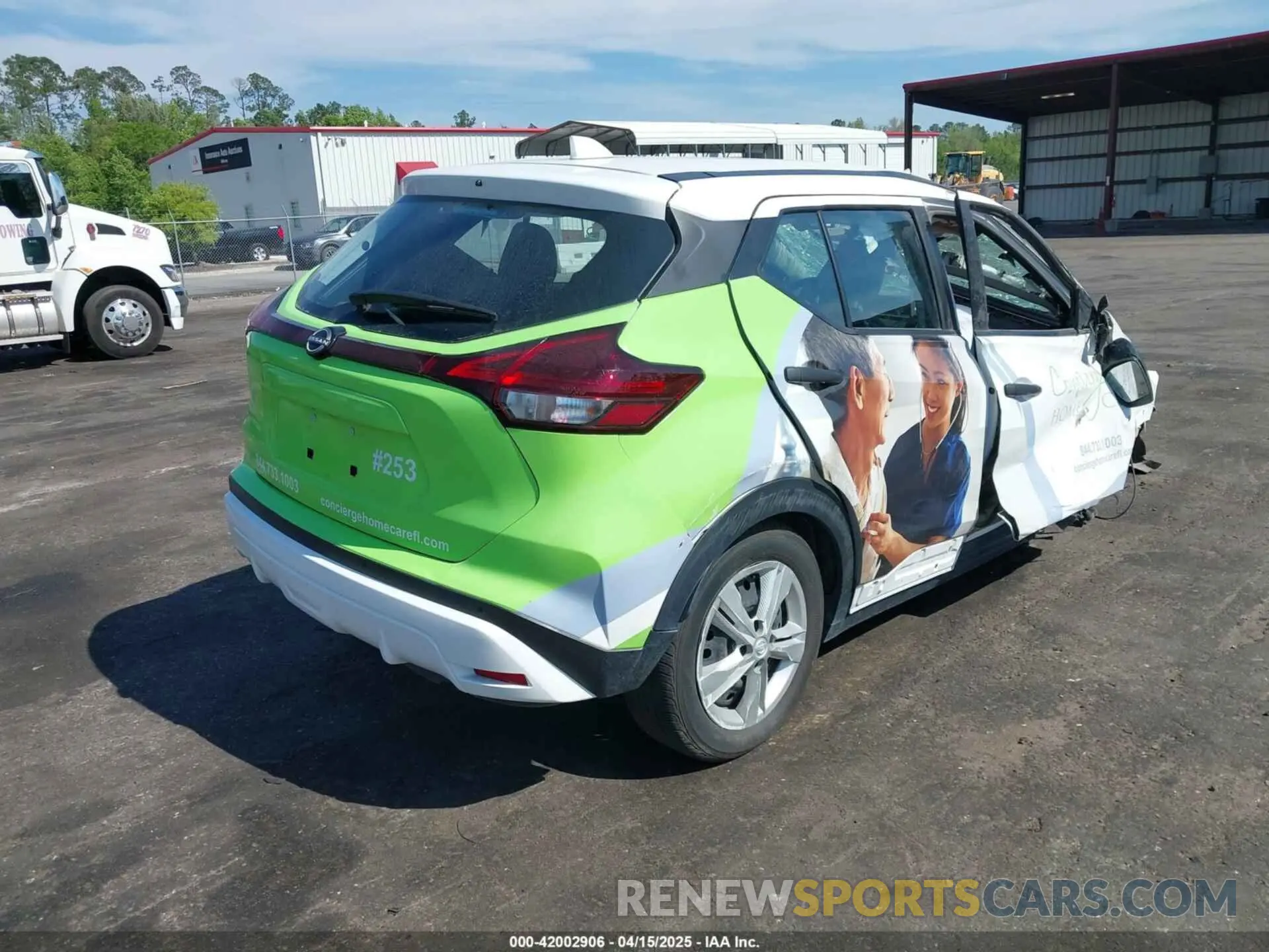4 Photograph of a damaged car 3N1CP5BV7PL517987 NISSAN KICKS 2023