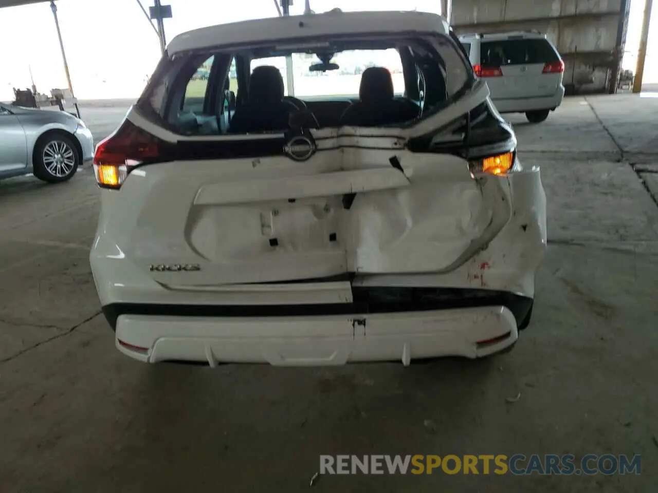 6 Photograph of a damaged car 3N1CP5BV9PL505663 NISSAN KICKS 2023