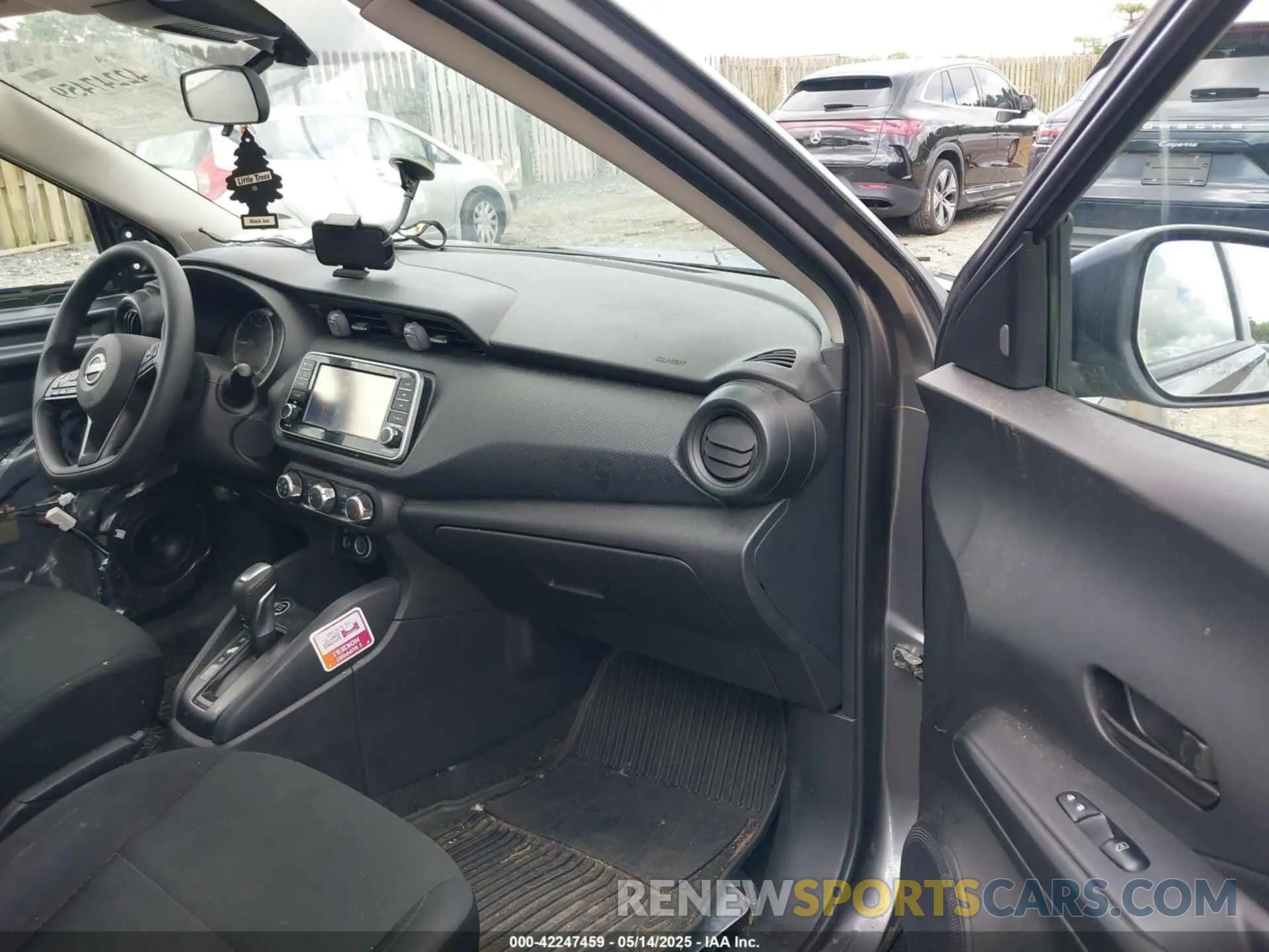 5 Photograph of a damaged car 3N1CP5BV9PL571677 NISSAN KICKS 2023