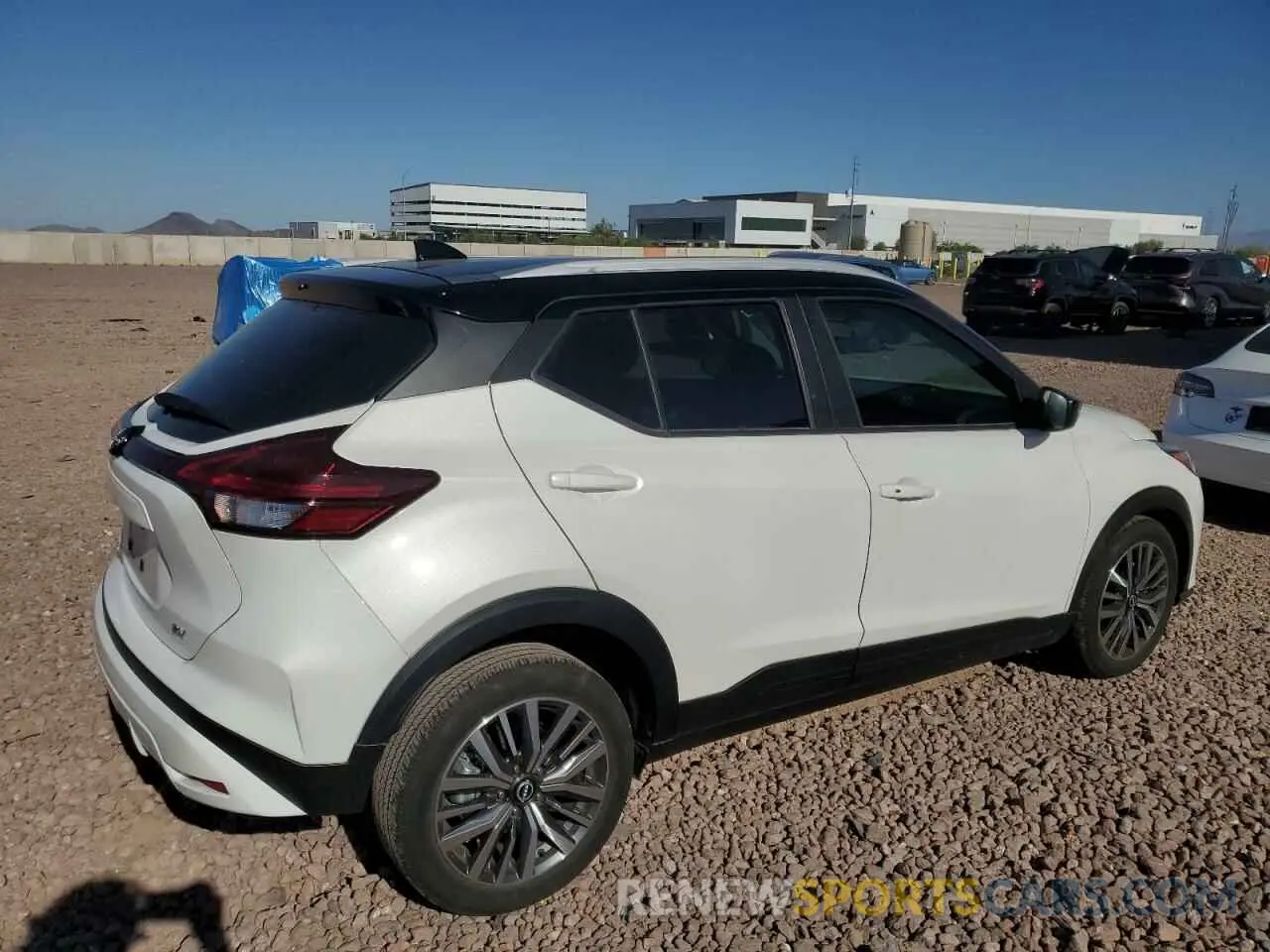3 Фотография поврежденного автомобиля 3N1CP5CV0PL512872 NISSAN KICKS 2023