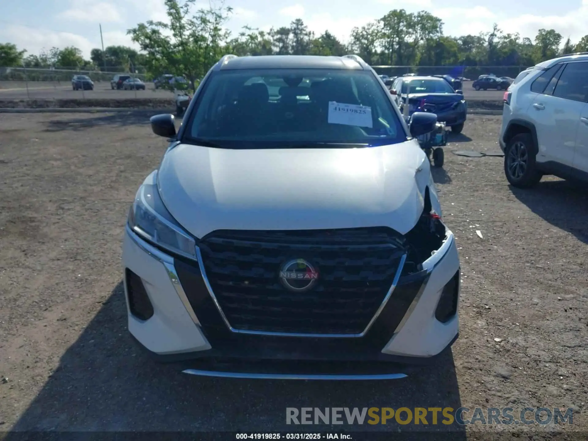 13 Фотография поврежденного автомобиля 3N1CP5CV0PL522334 NISSAN KICKS 2023