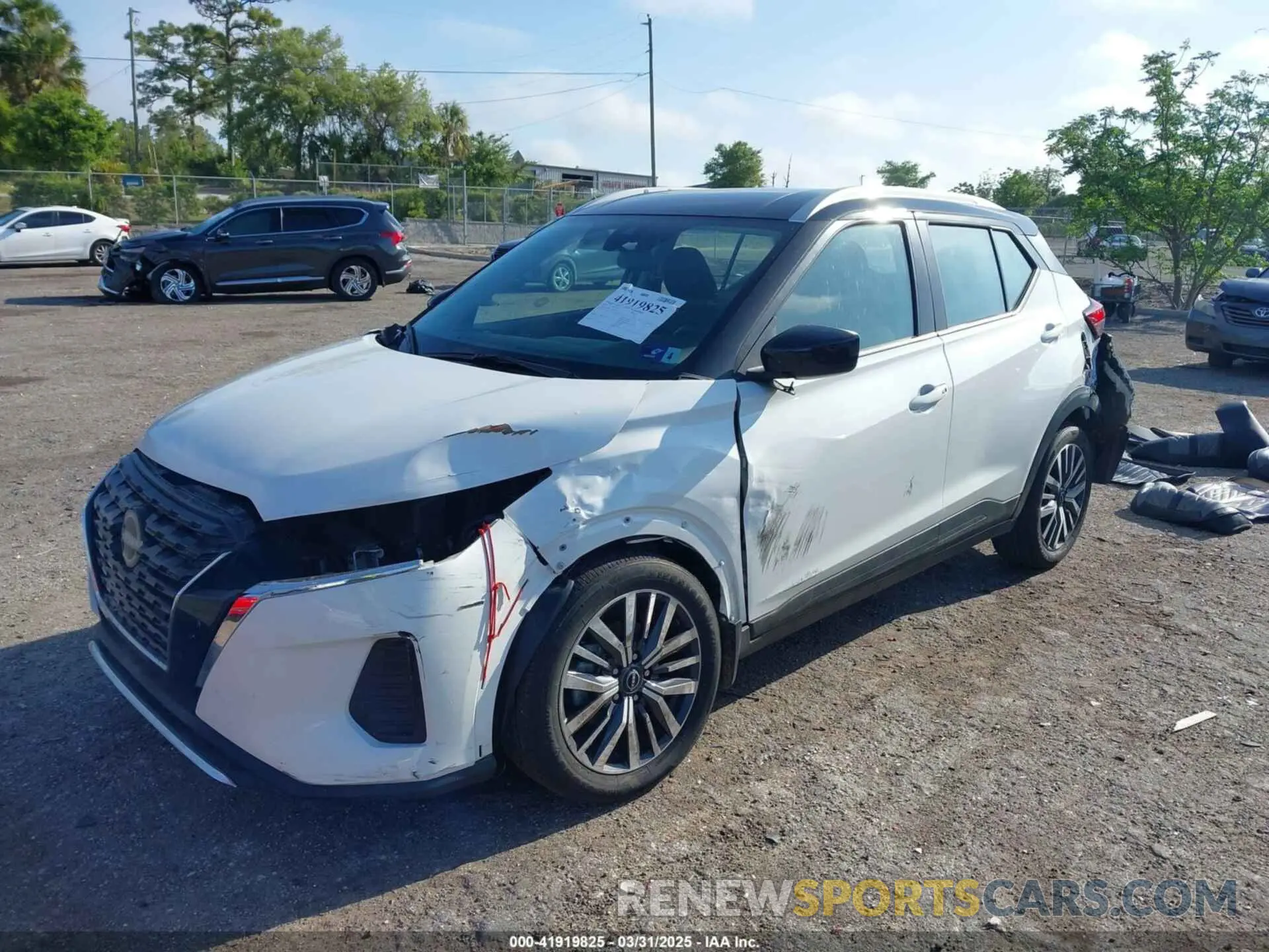 2 Фотография поврежденного автомобиля 3N1CP5CV0PL522334 NISSAN KICKS 2023
