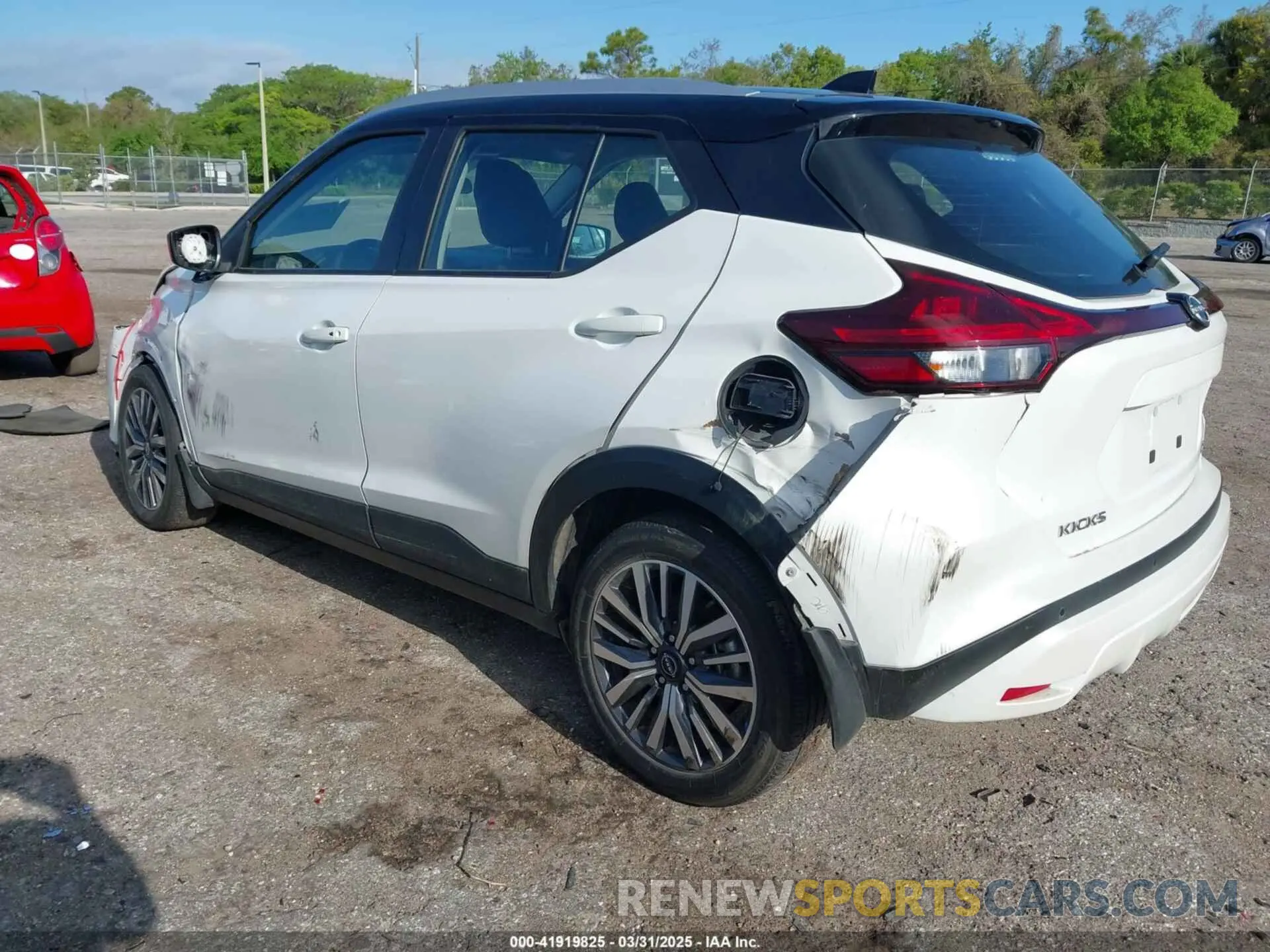 3 Фотография поврежденного автомобиля 3N1CP5CV0PL522334 NISSAN KICKS 2023