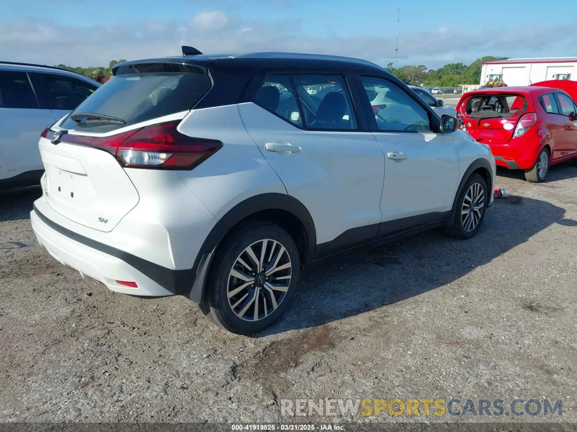4 Фотография поврежденного автомобиля 3N1CP5CV0PL522334 NISSAN KICKS 2023