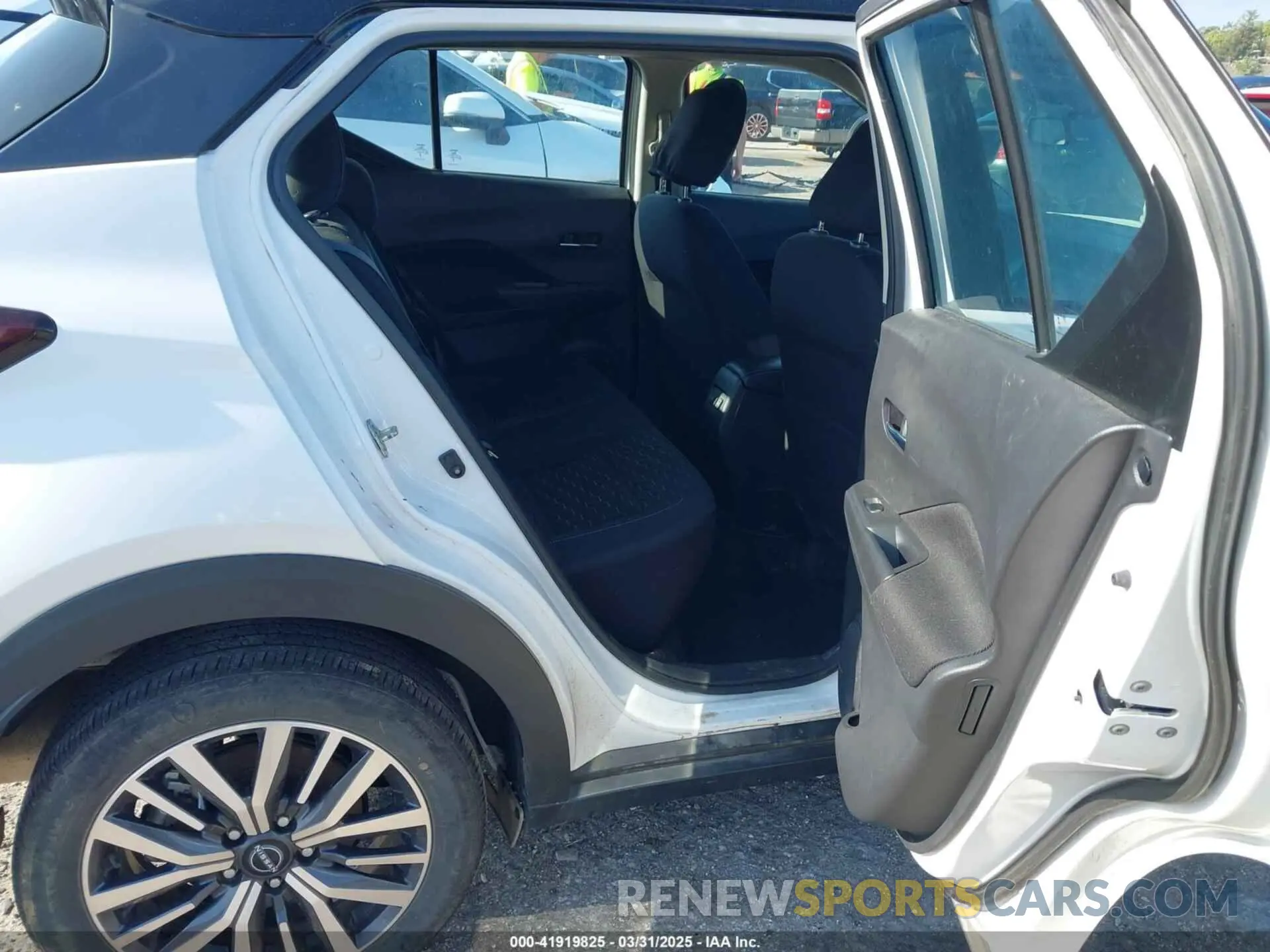 8 Фотография поврежденного автомобиля 3N1CP5CV0PL522334 NISSAN KICKS 2023