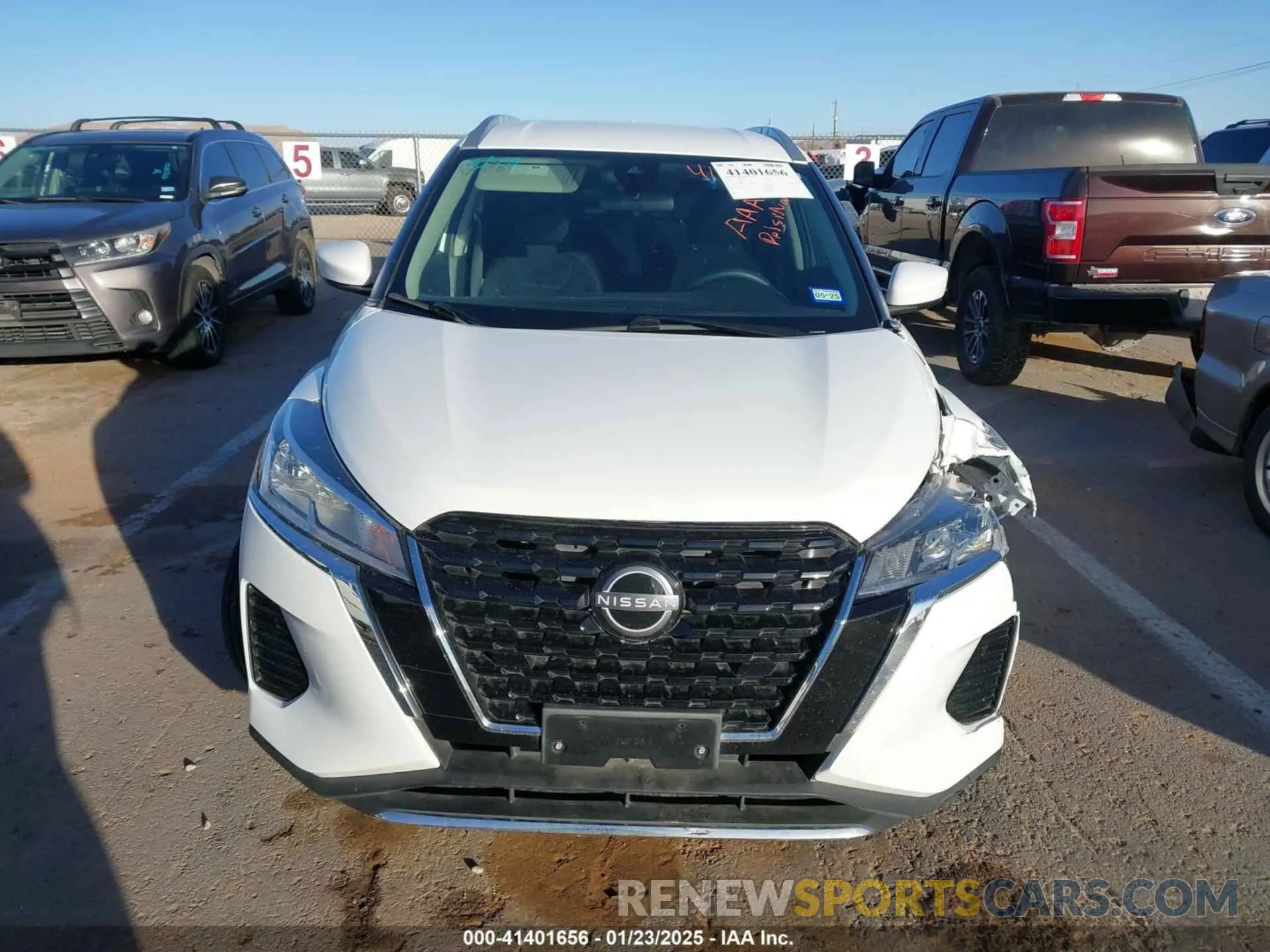 12 Photograph of a damaged car 3N1CP5CV0PL539540 NISSAN KICKS 2023