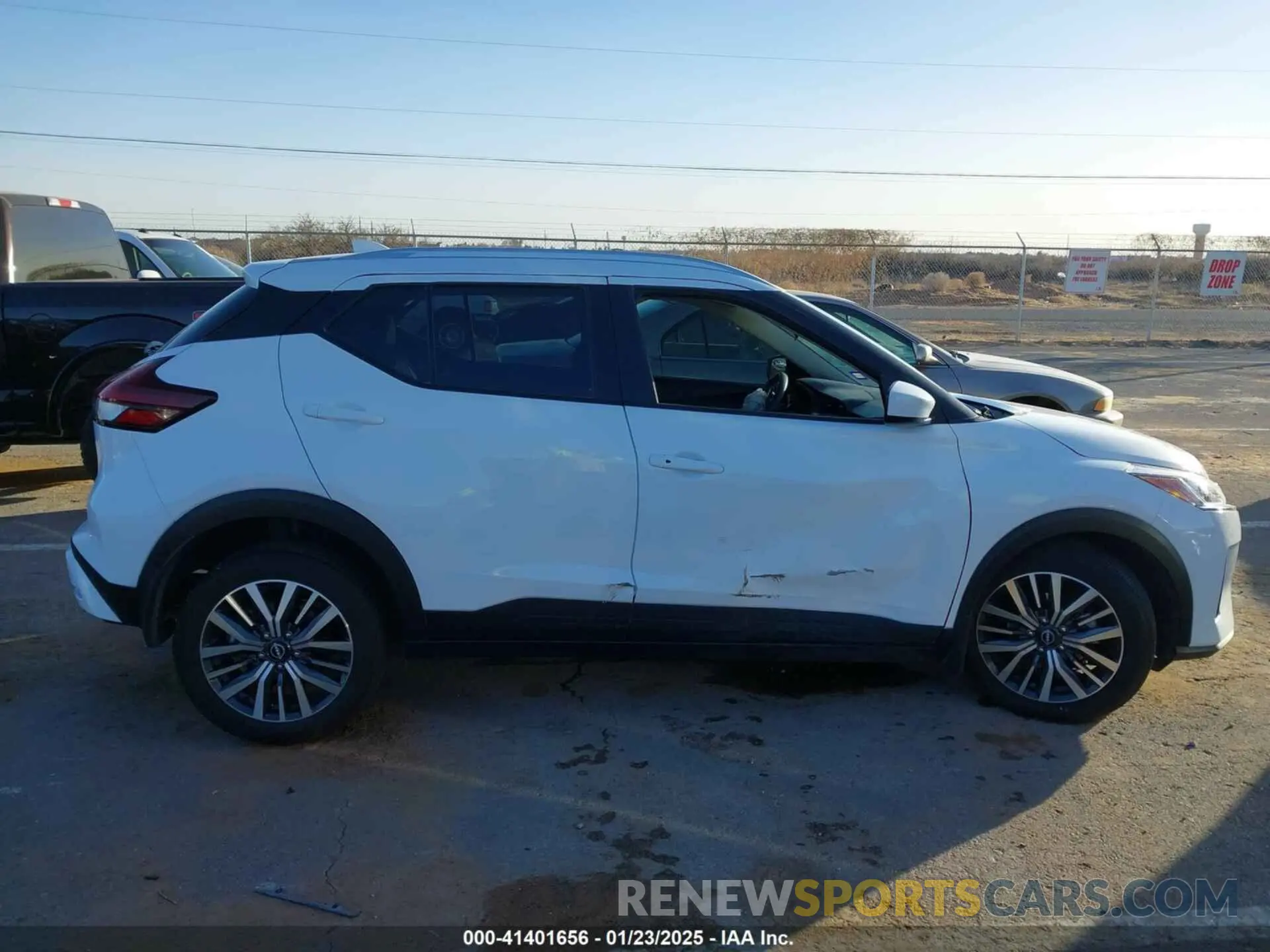13 Photograph of a damaged car 3N1CP5CV0PL539540 NISSAN KICKS 2023