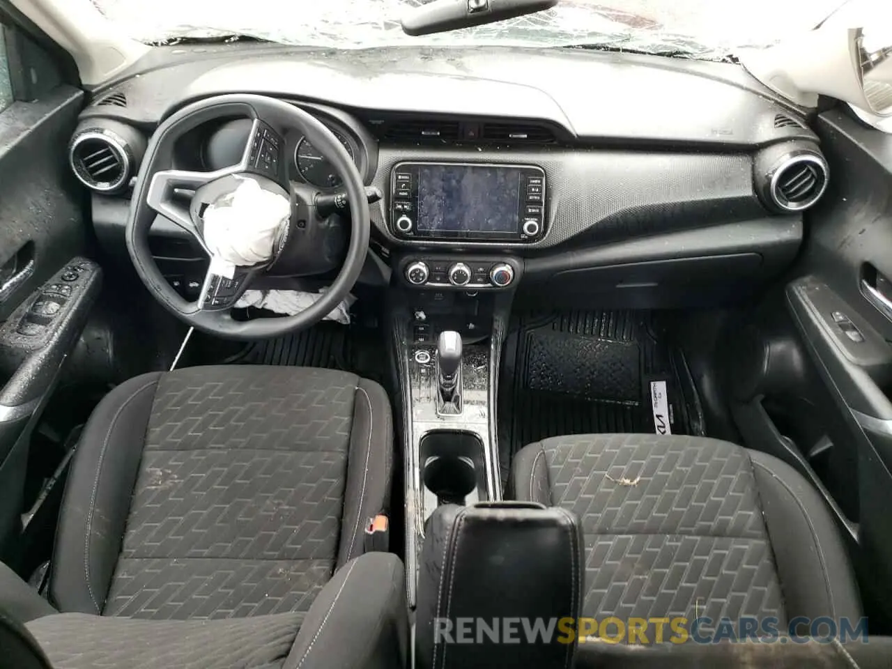 8 Photograph of a damaged car 3N1CP5CV0PL541515 NISSAN KICKS 2023