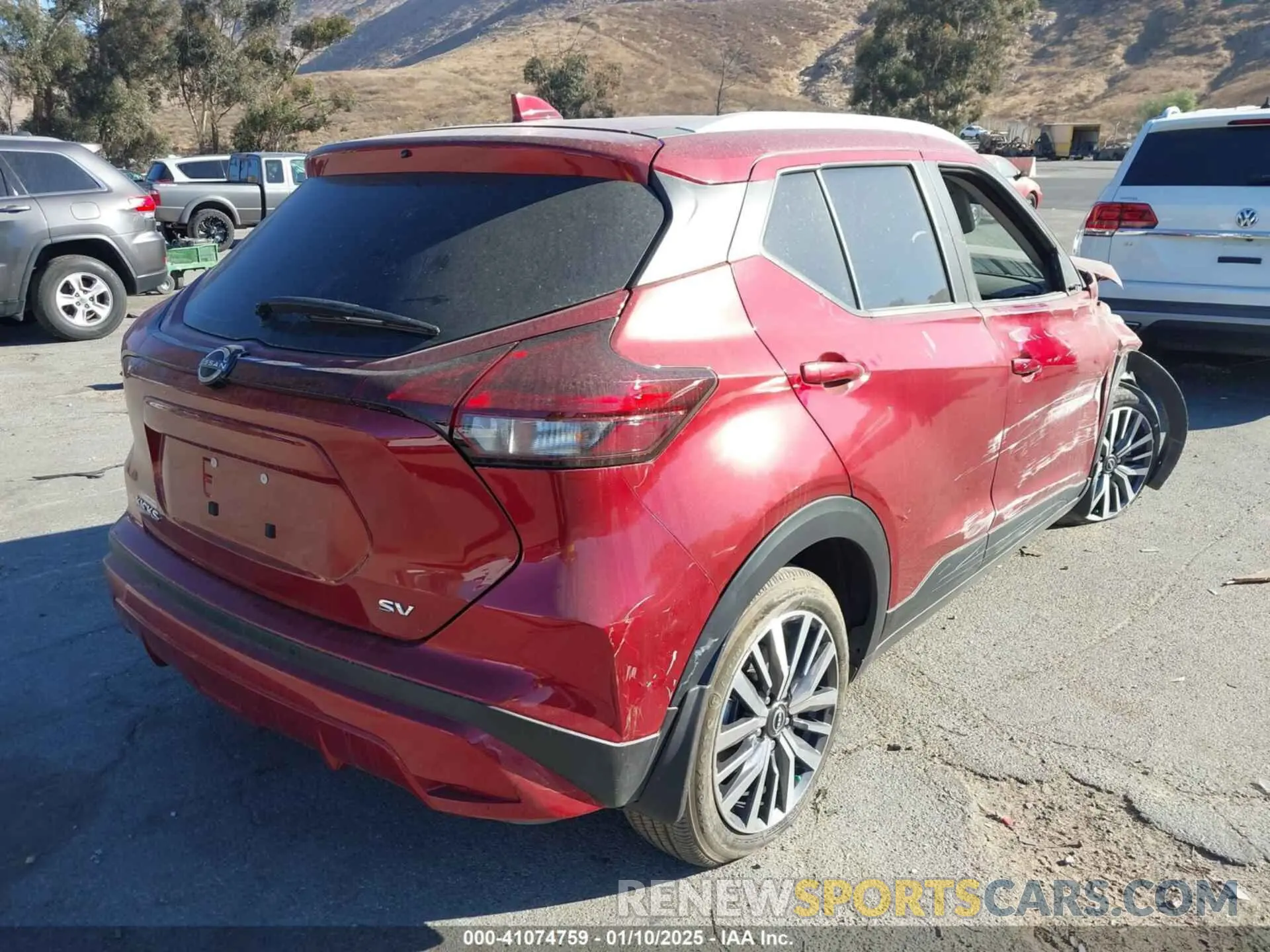 4 Фотография поврежденного автомобиля 3N1CP5CV2PL563435 NISSAN KICKS 2023