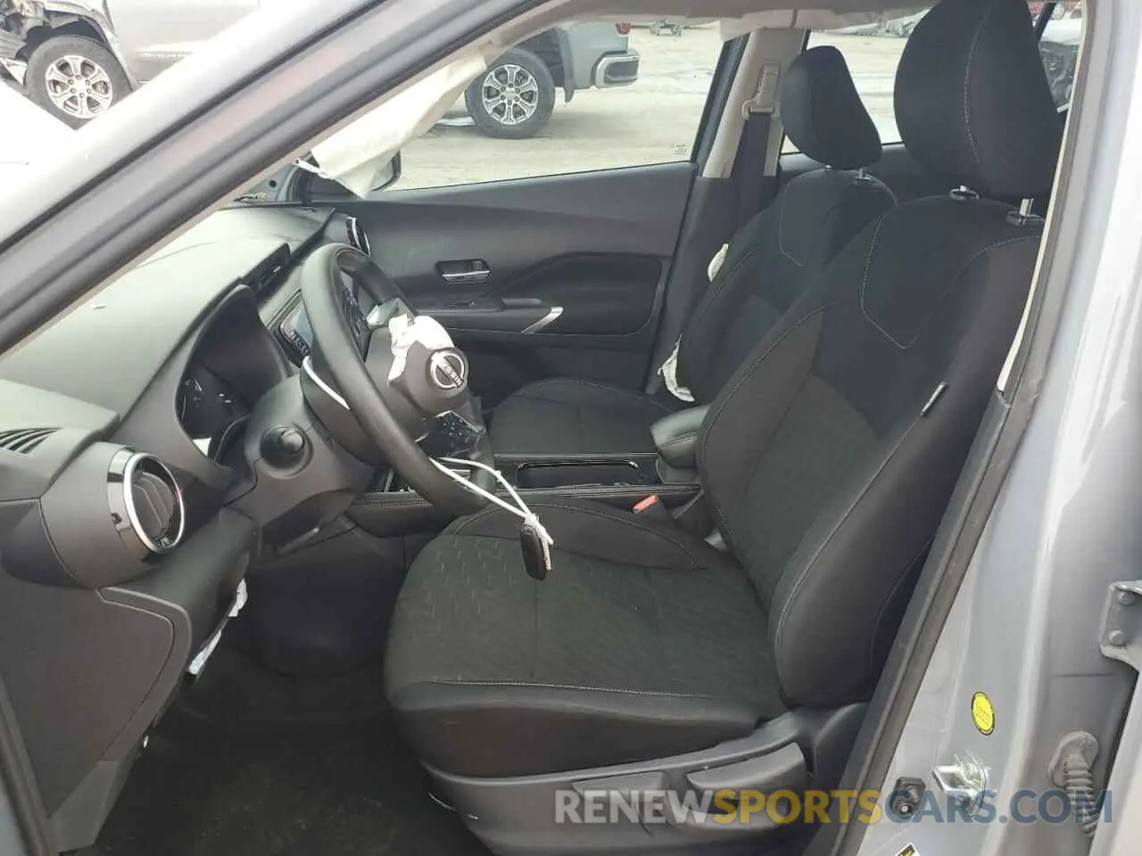 7 Photograph of a damaged car 3N1CP5CV5PL478119 NISSAN KICKS 2023
