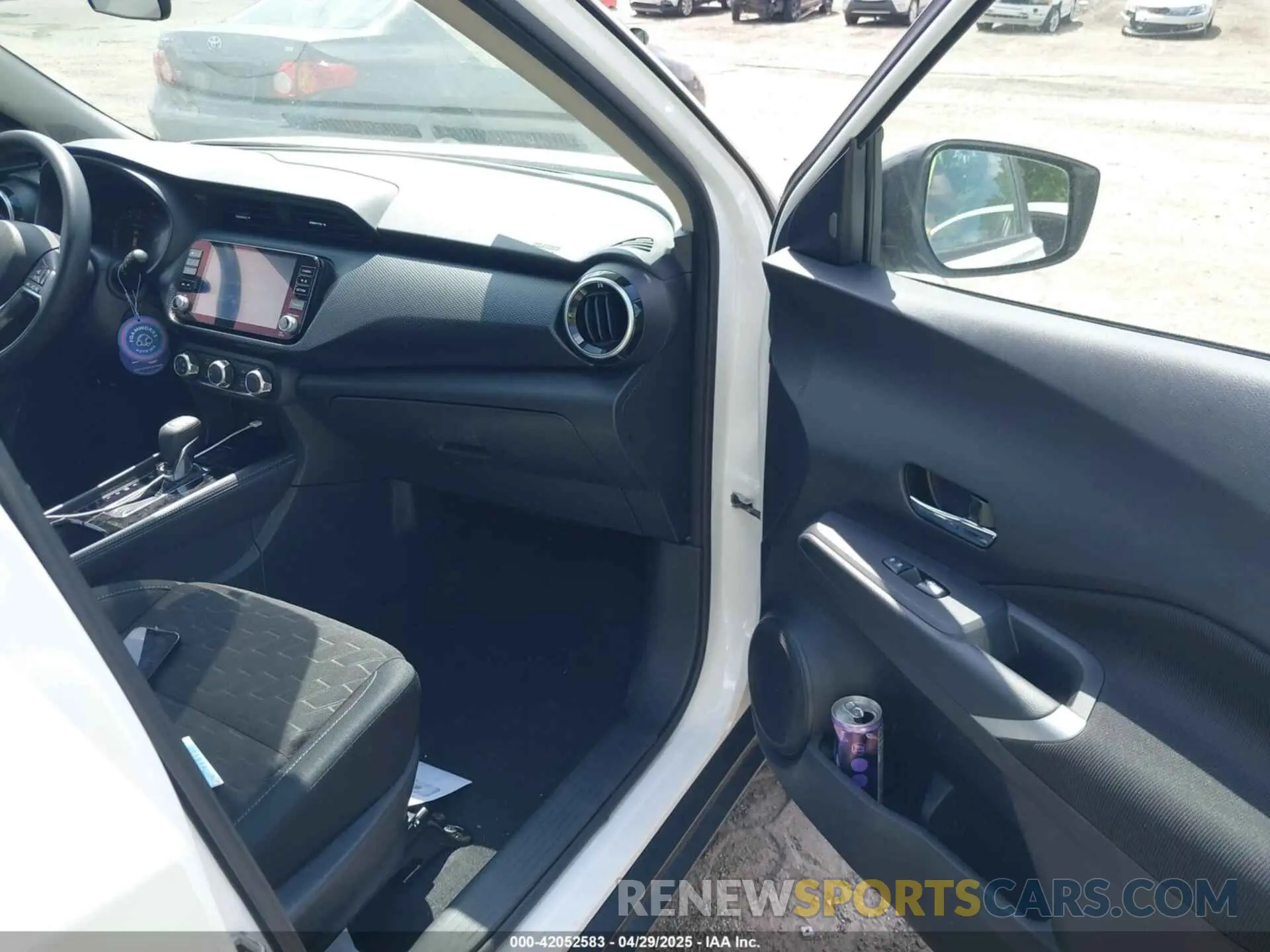 5 Фотография поврежденного автомобиля 3N1CP5CV5PL548184 NISSAN KICKS 2023
