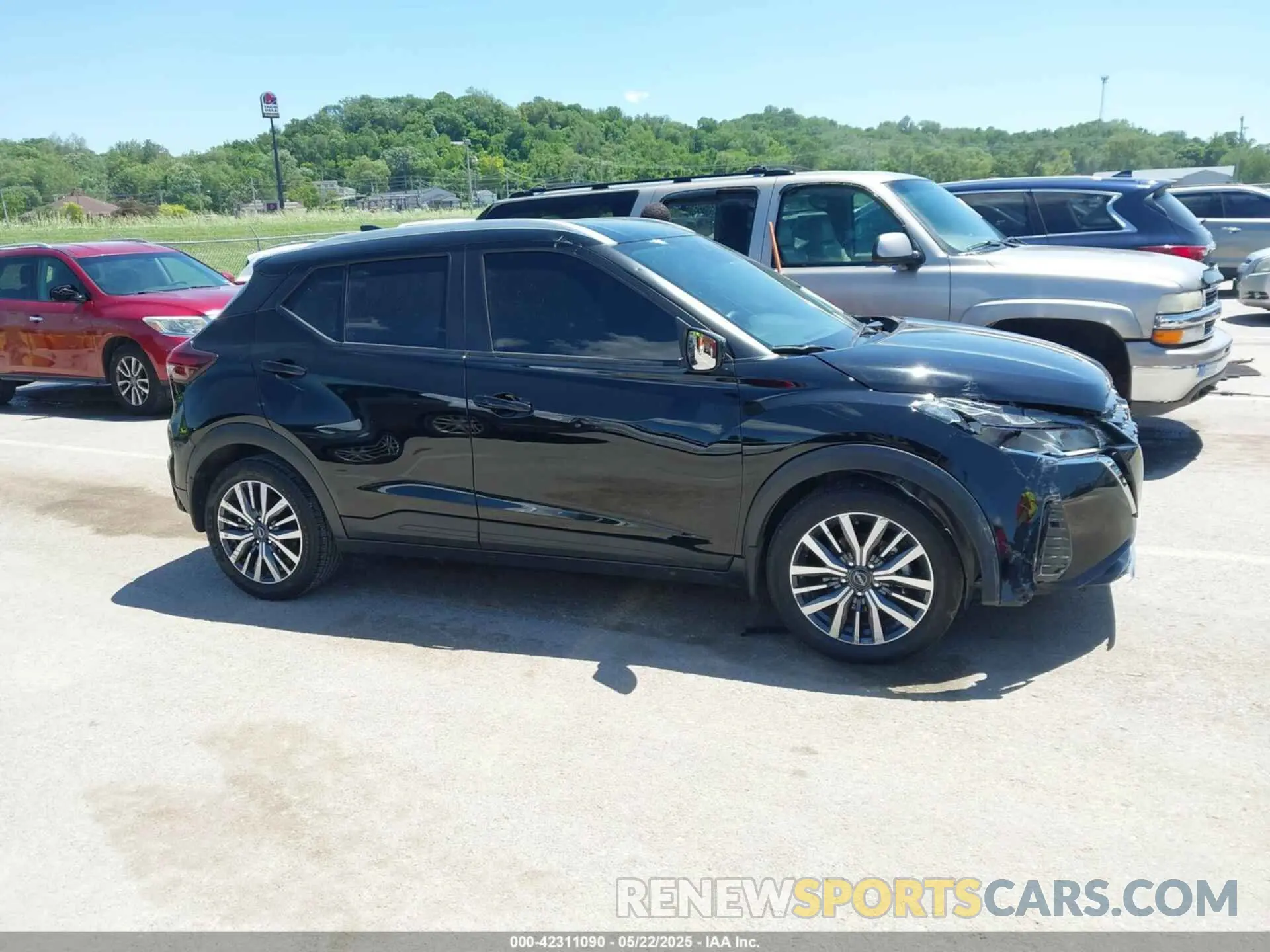 13 Photograph of a damaged car 3N1CP5CV6PL510138 NISSAN KICKS 2023