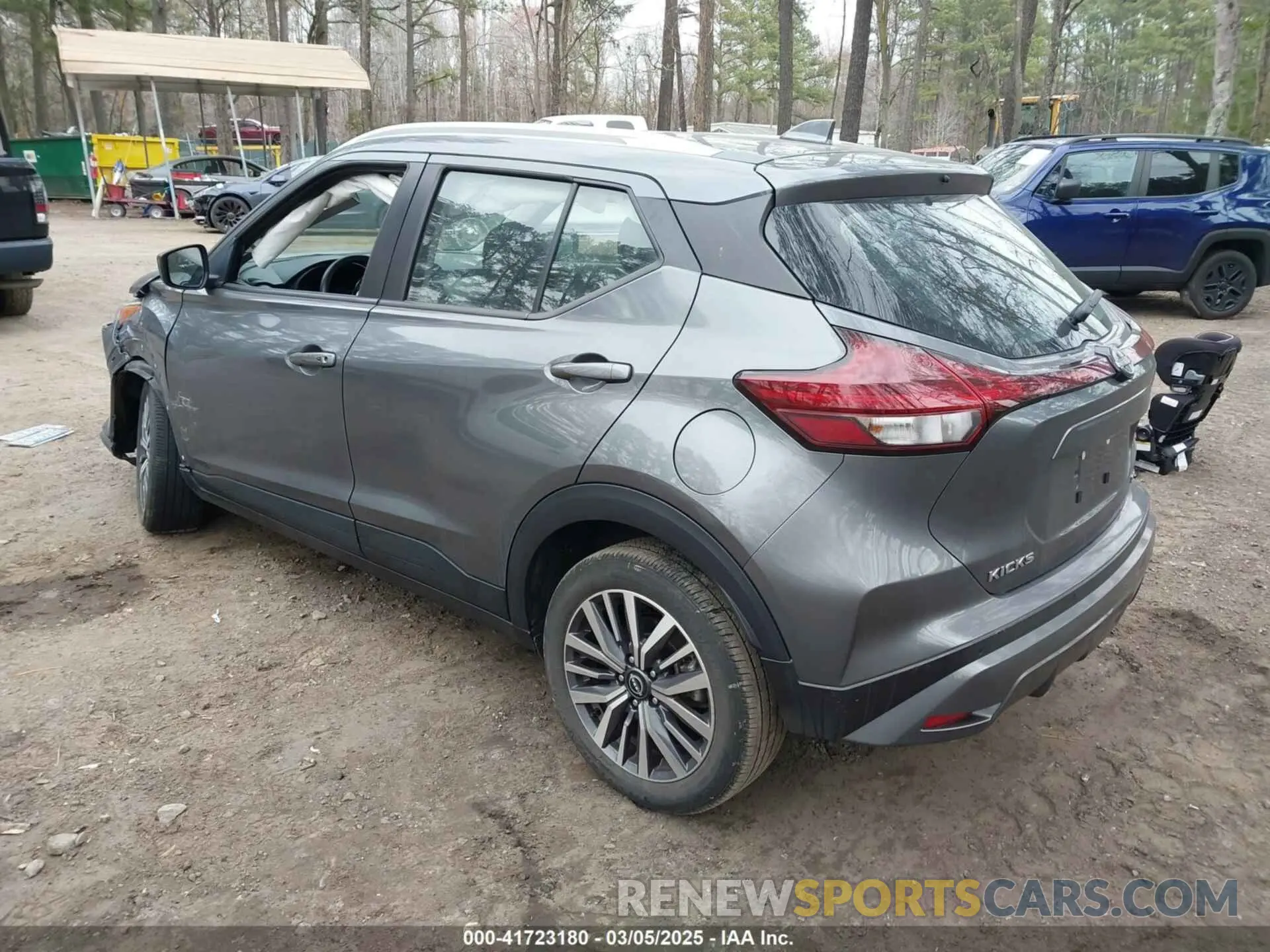 3 Photograph of a damaged car 3N1CP5CV7PL467333 NISSAN KICKS 2023